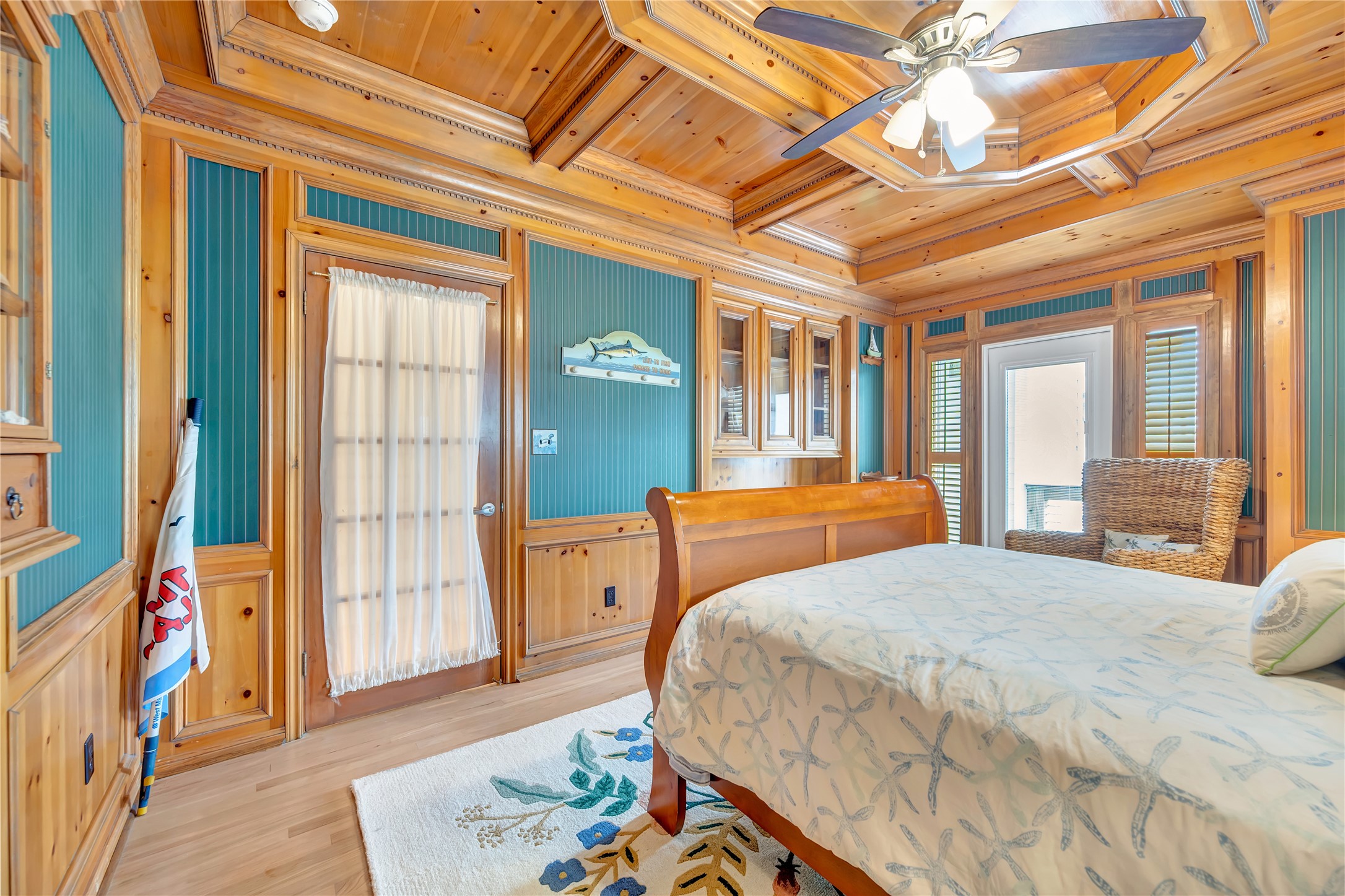 1303 Outrigger, Tiki Island, TX 77554
