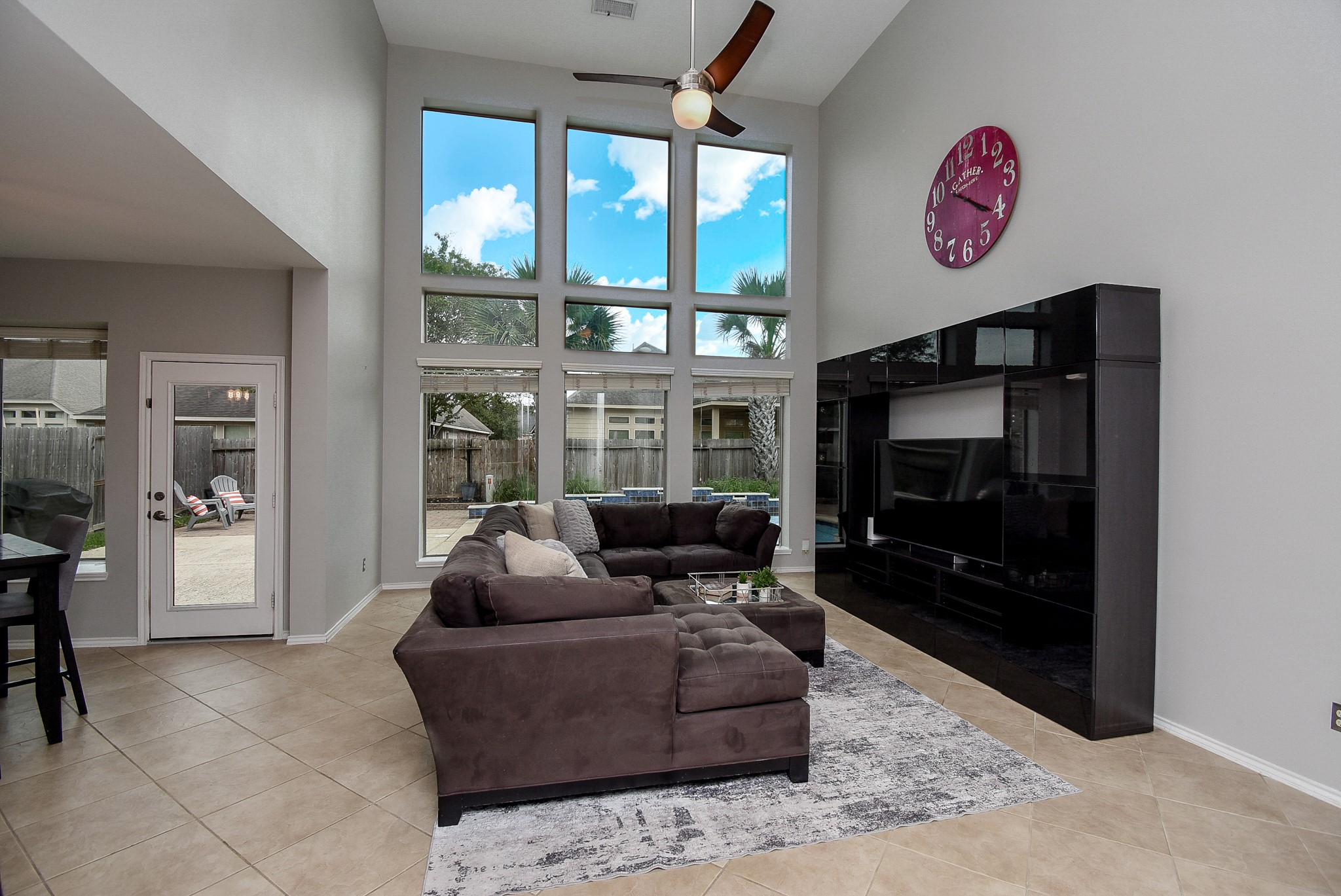 Neutral tile floors are easy to maintain and will match any decor.