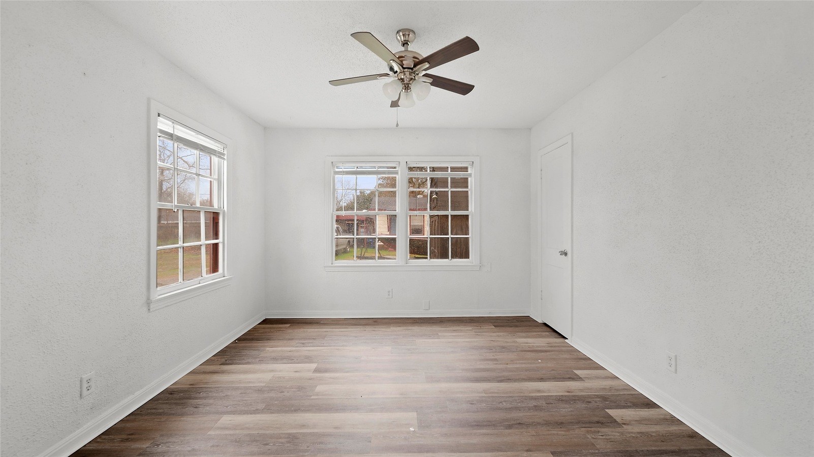 1516 1/2 2nd Street, League City, TX 77573