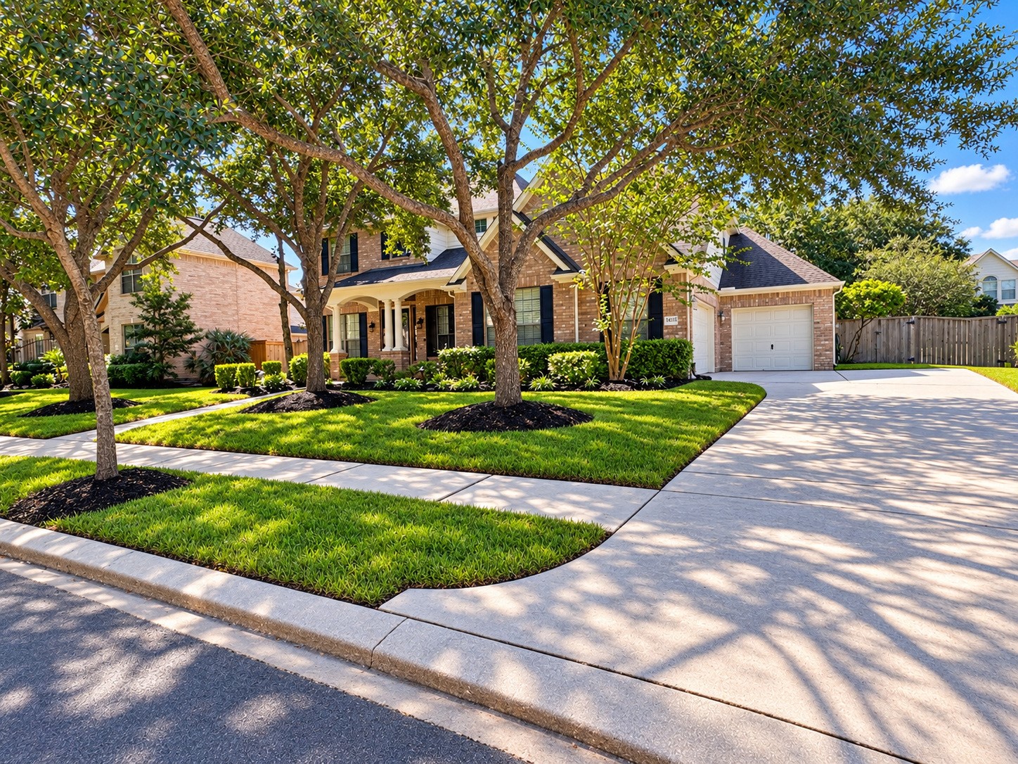 Great neighborhood! covered with mature trees and sidewalks throughout great for that morning jog or the peaceful evening stroll.