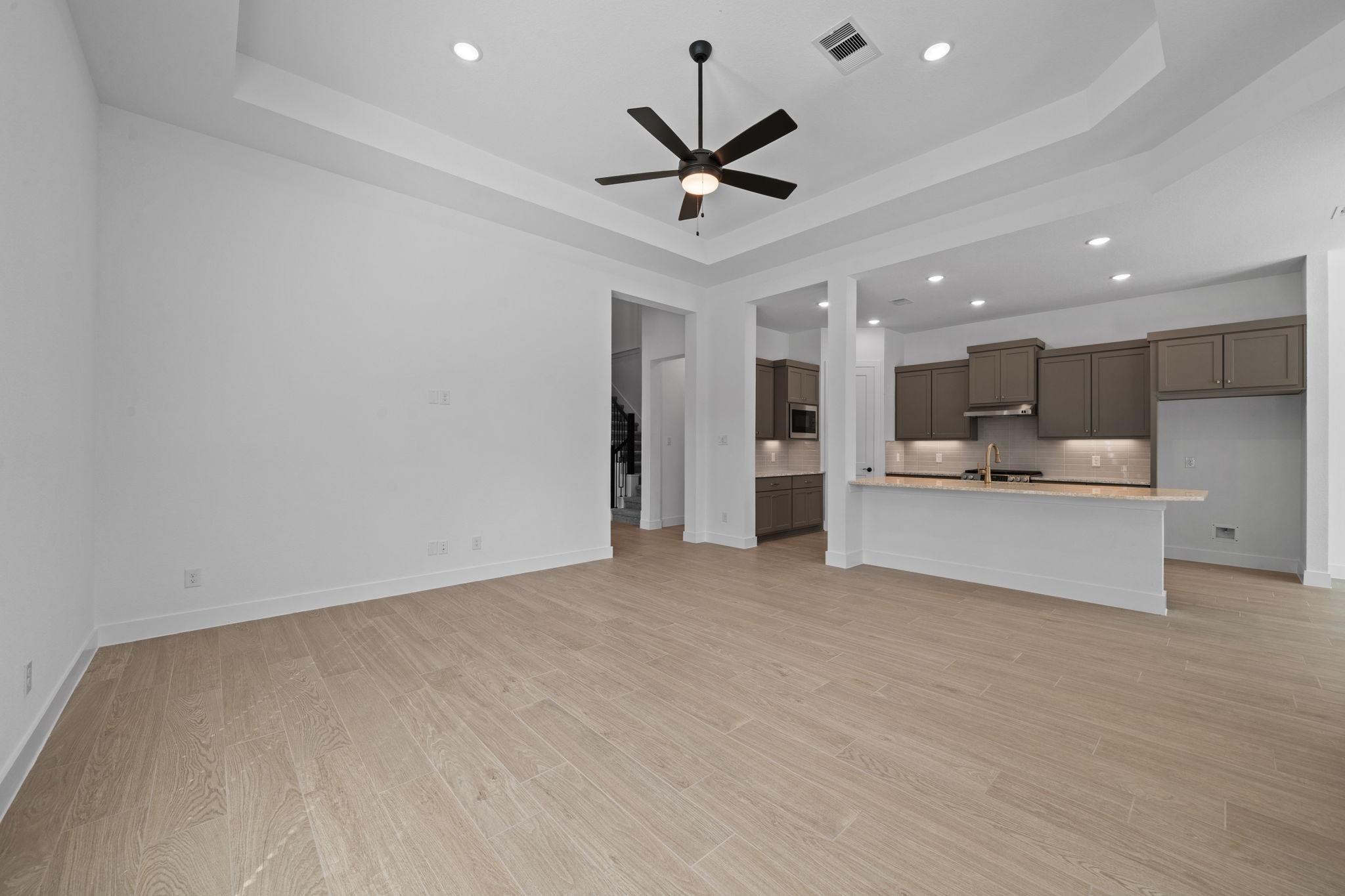 215 Congo Bay Circle, Willis, TX 77318 215 Congo Bay Circle, Willis, TX 77318