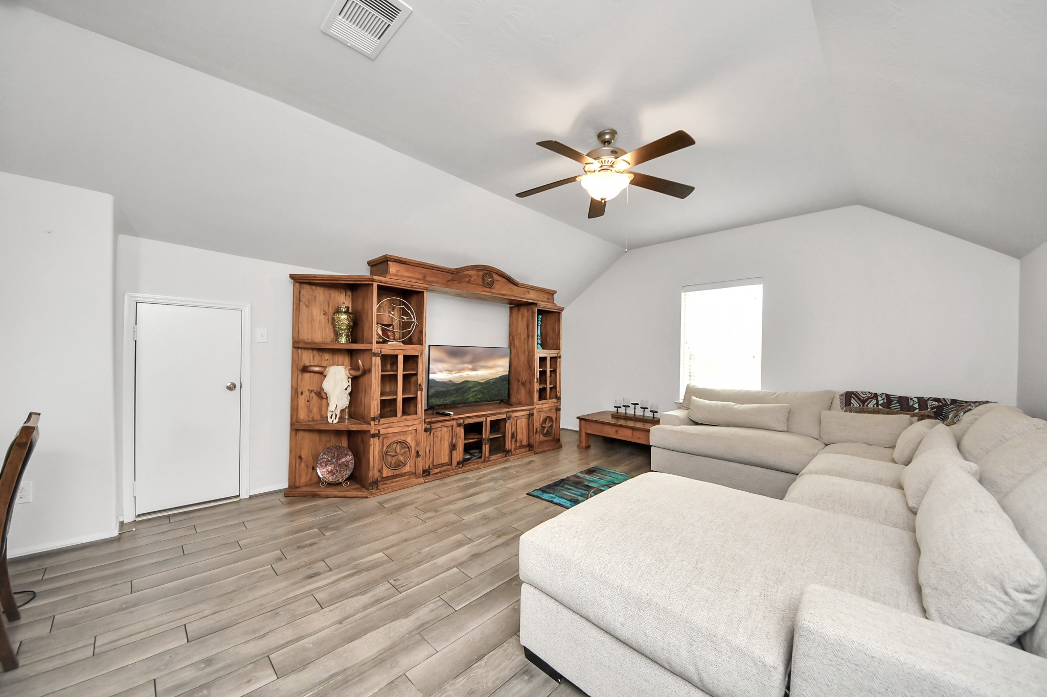 Office/game room