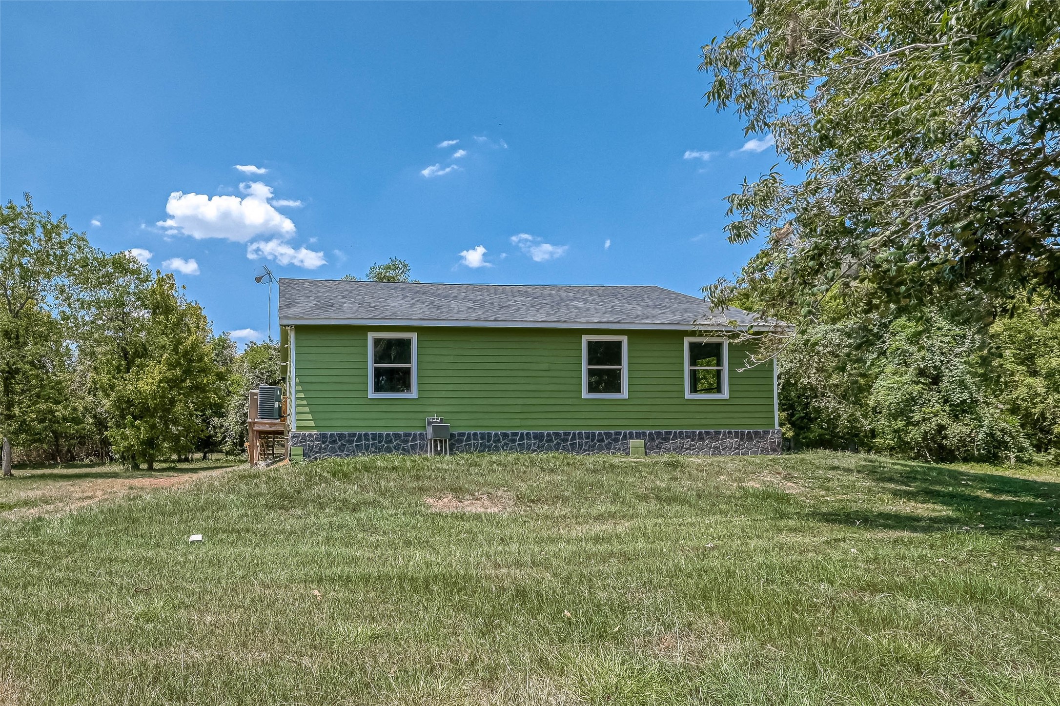 1502 Miller Road, Rosharon, TX 77583
