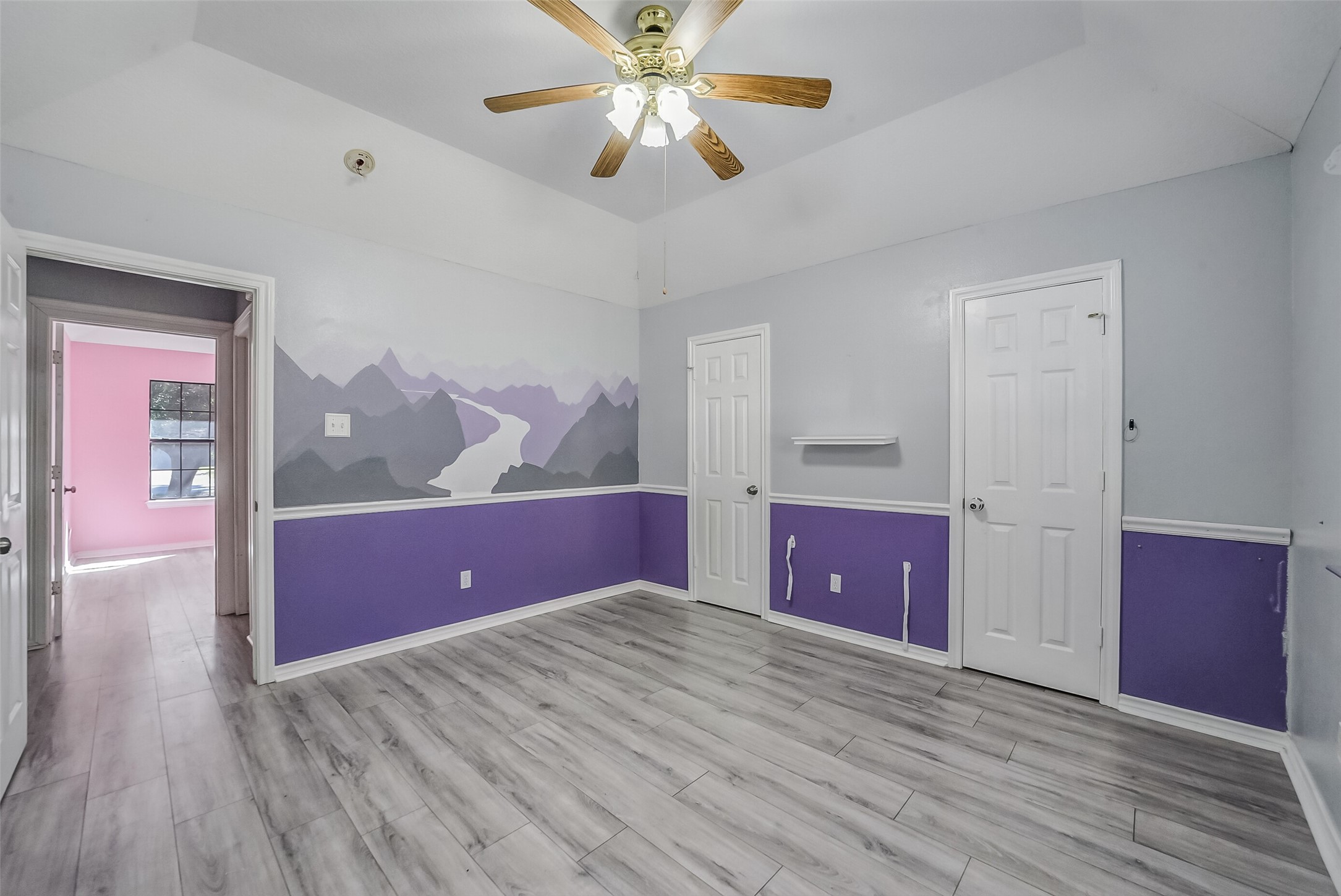 Third bedroom.