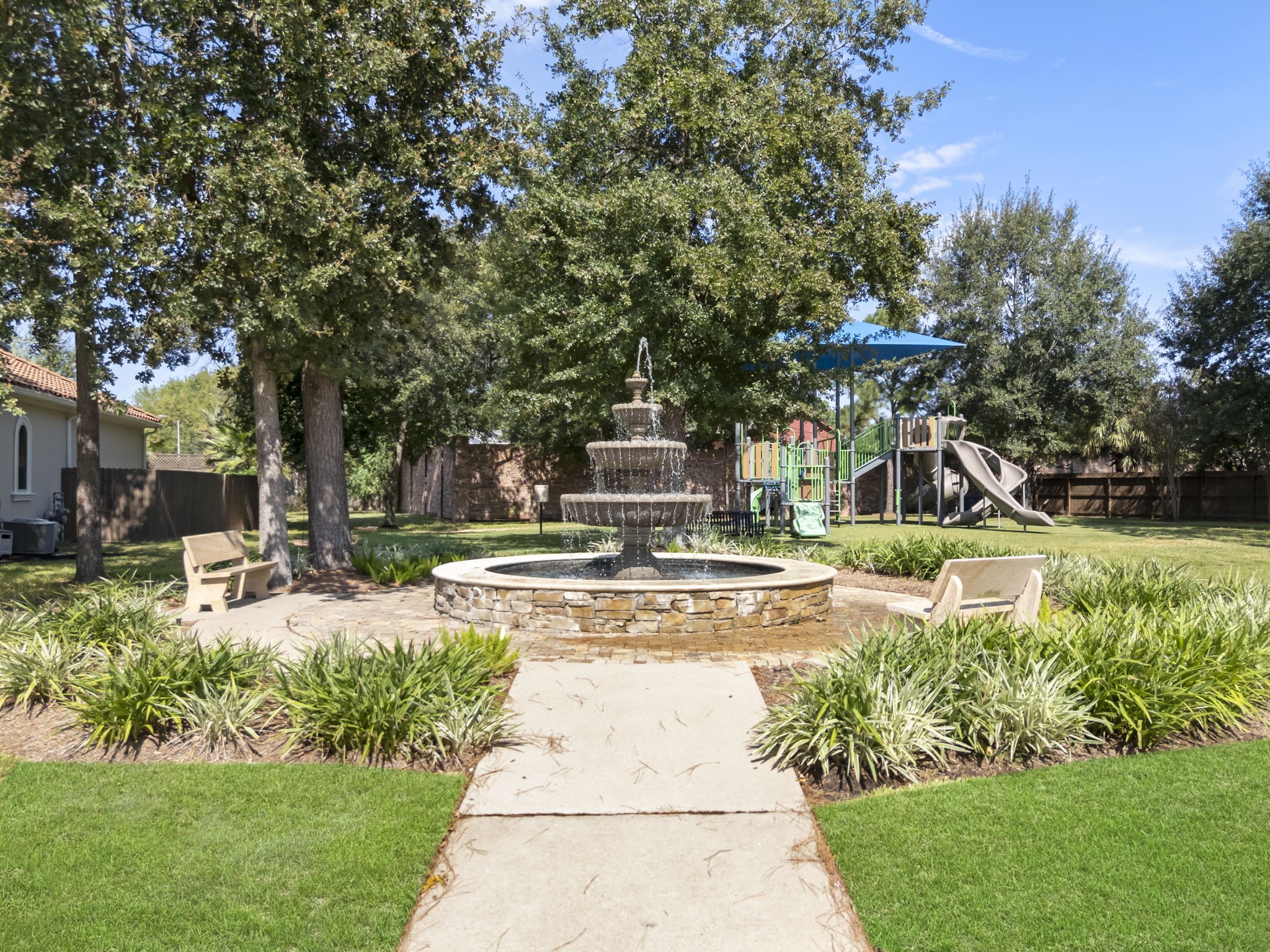 9807 Martha Springs Drive, Houston, TX 77070