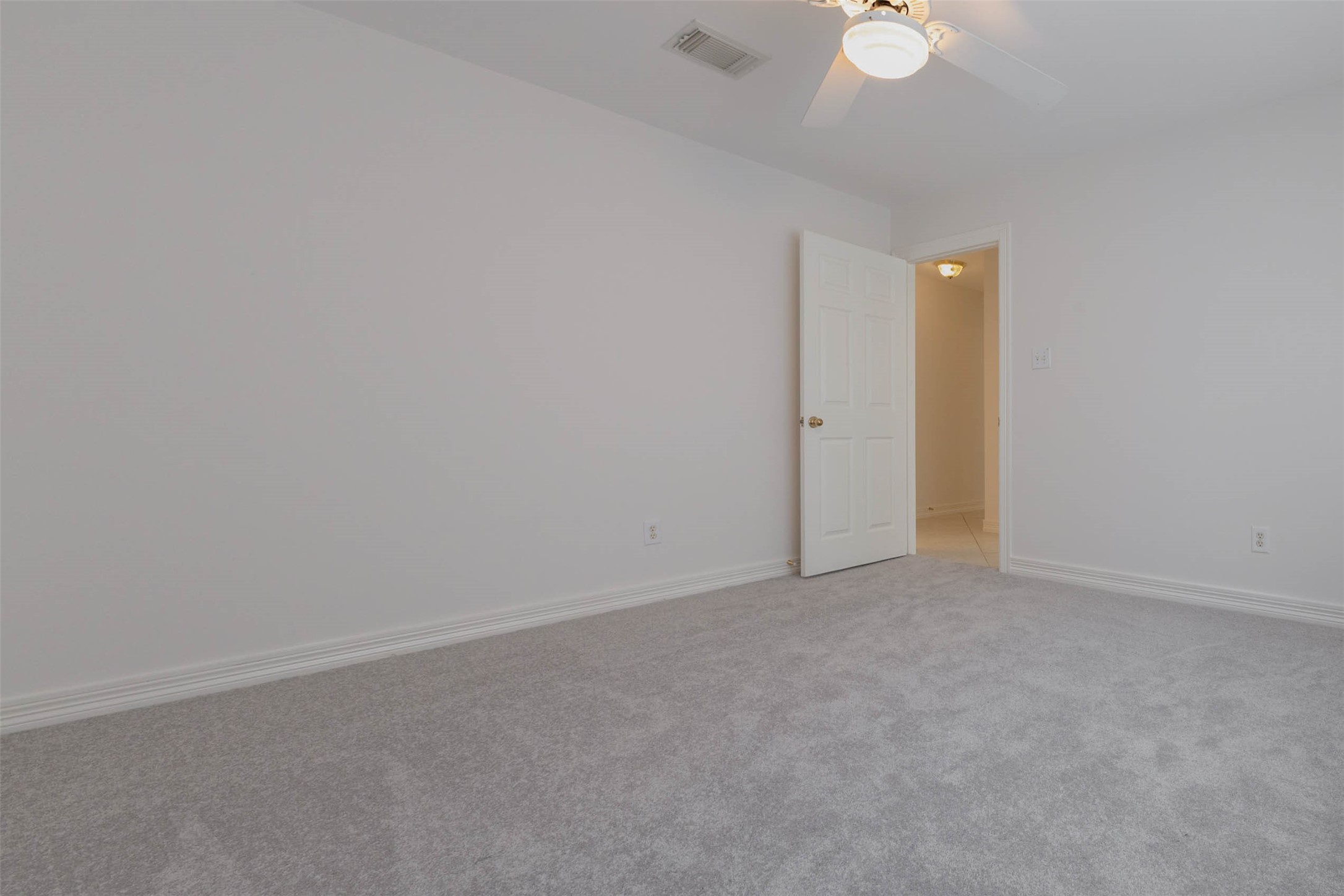 4911 Avondale Drive, Sugar Land, TX 77479