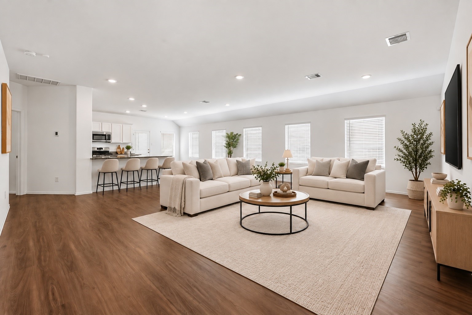 Large family room open to breakfast room and breakfast bar!