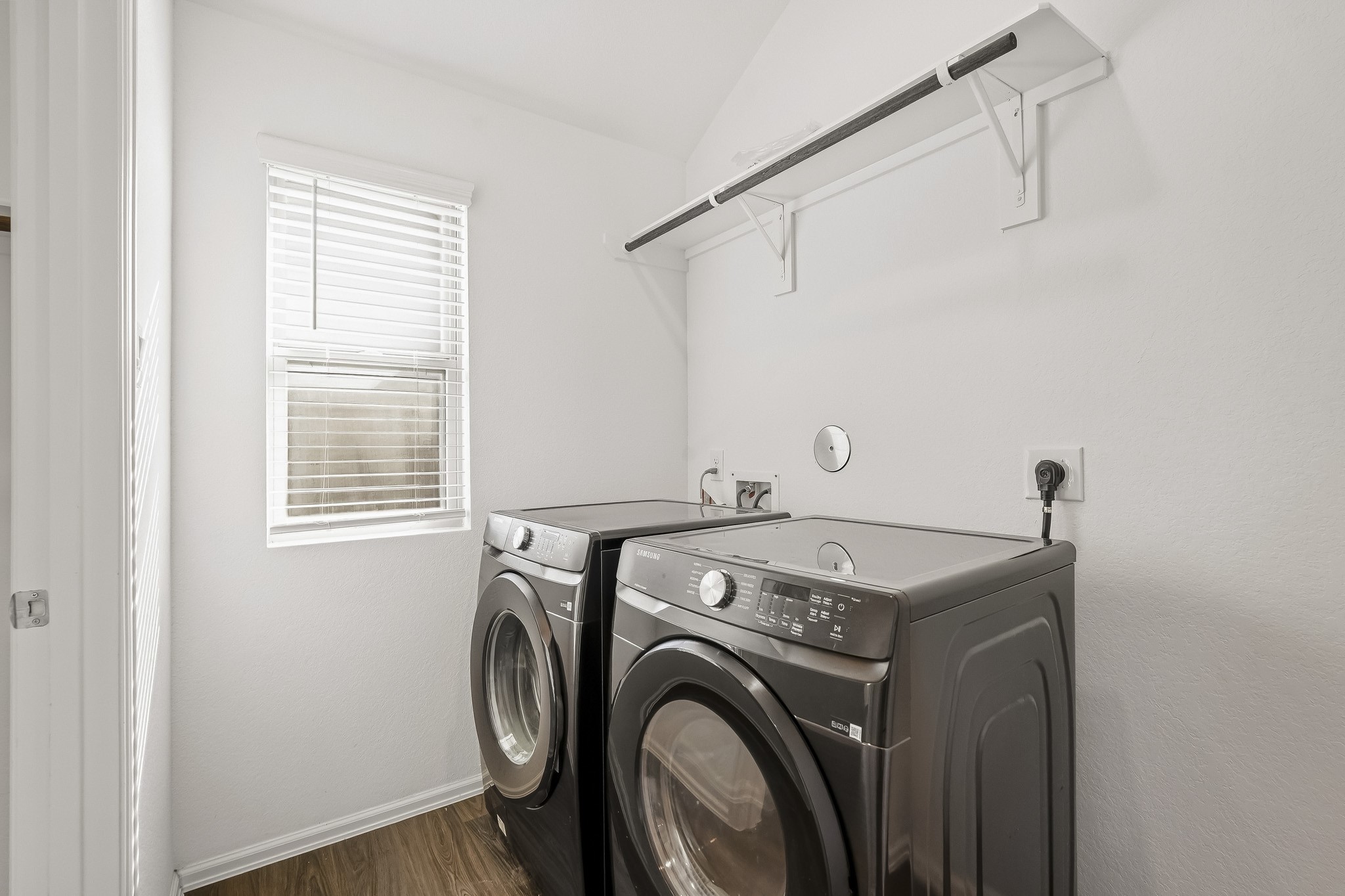 Washer and dryer convey!