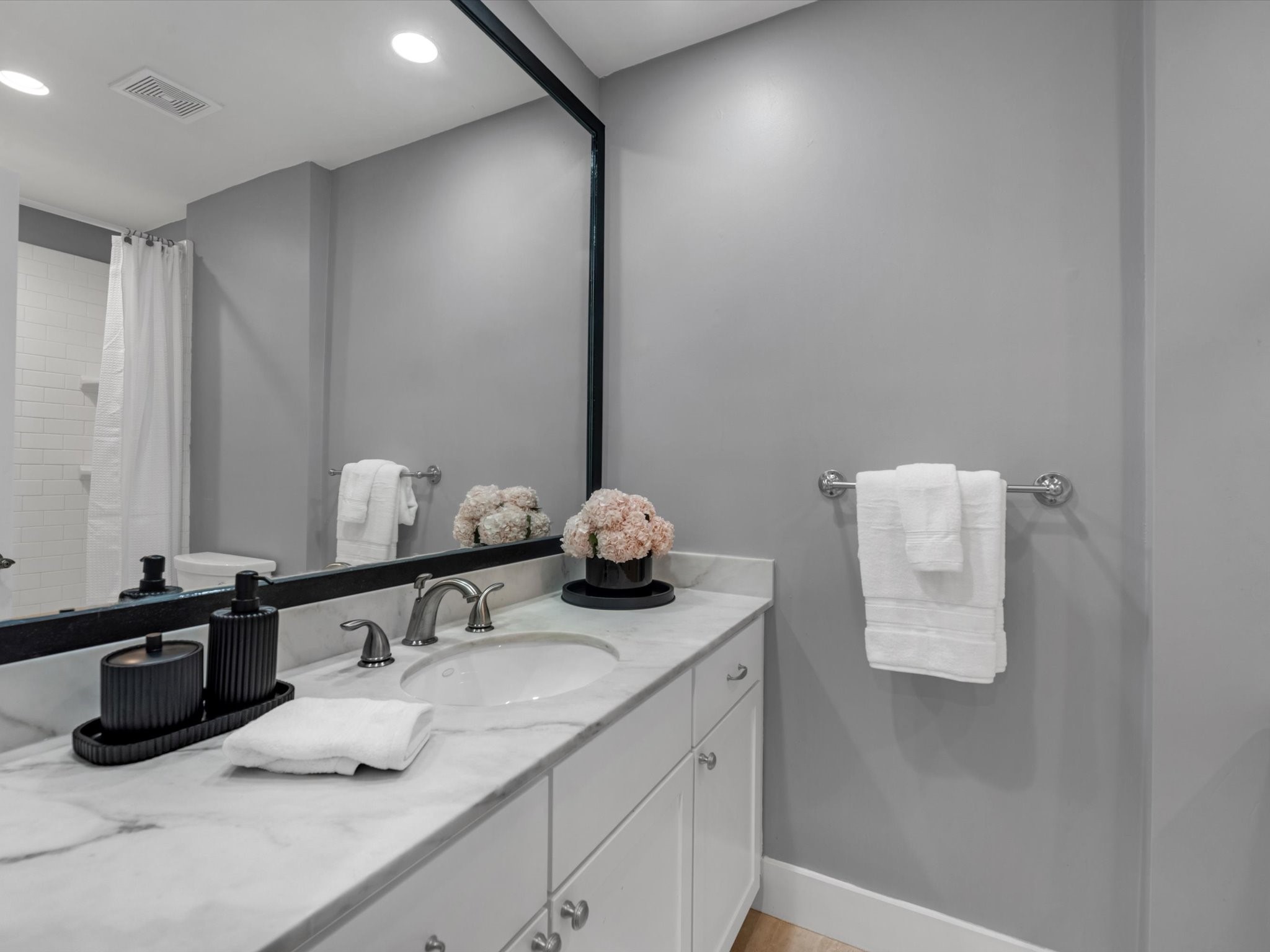 9334 Briar Forest Drive, Houston, TX 77063