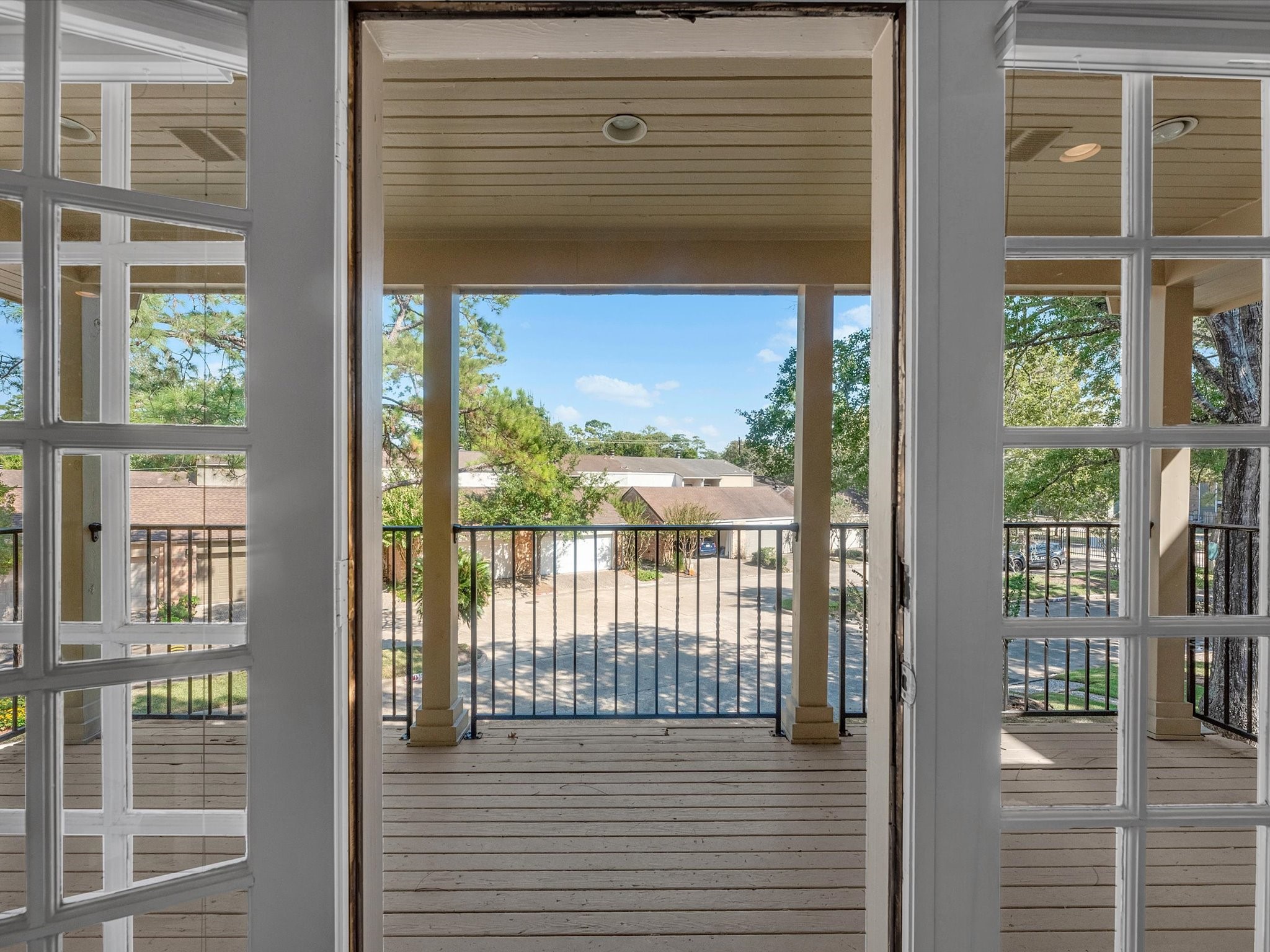 9334 Briar Forest Drive, Houston, TX 77063