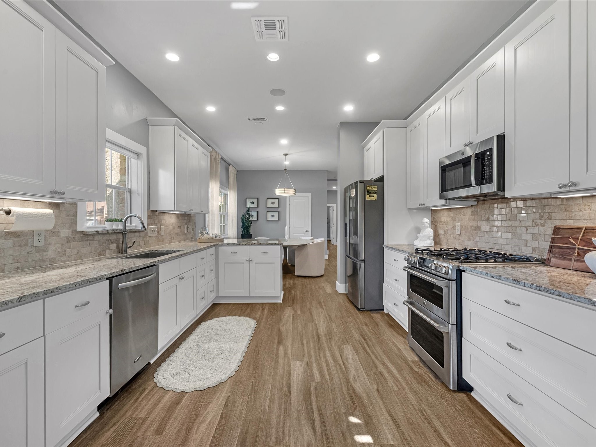 9334 Briar Forest Drive, Houston, TX 77063
