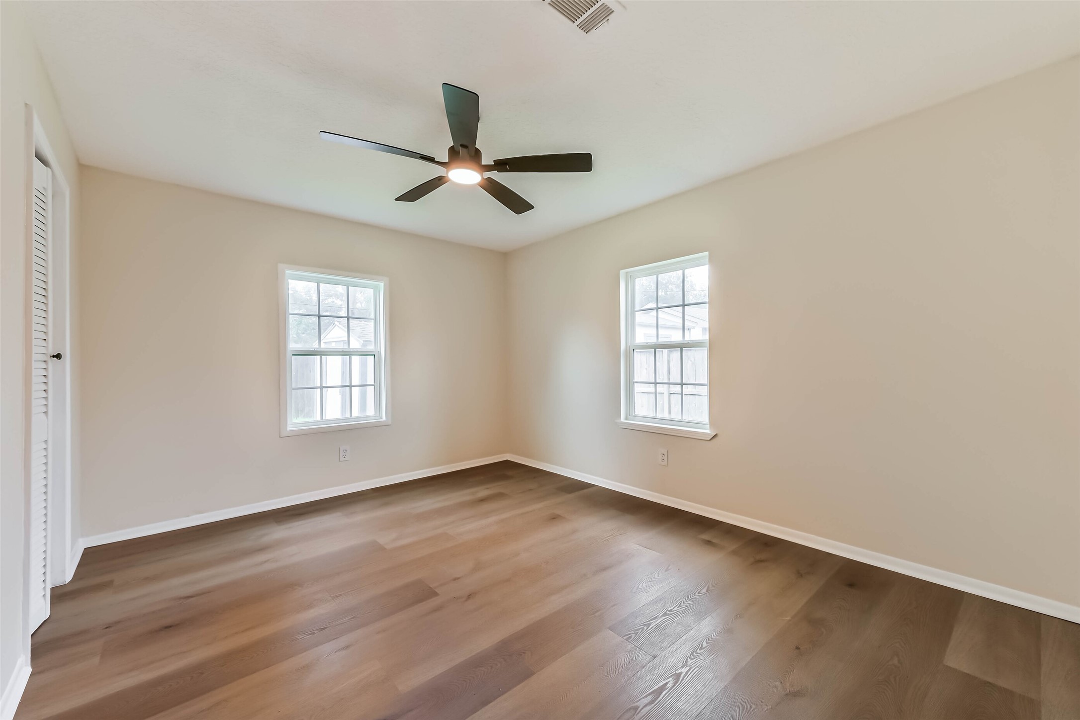 Bedroom #1
