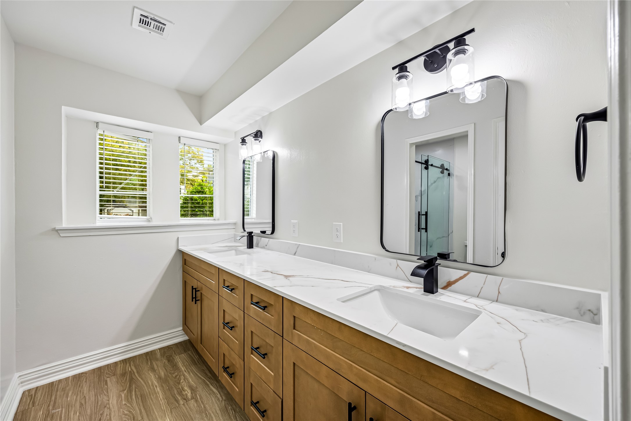 1415 Anvil Drive, Houston, TX 77090