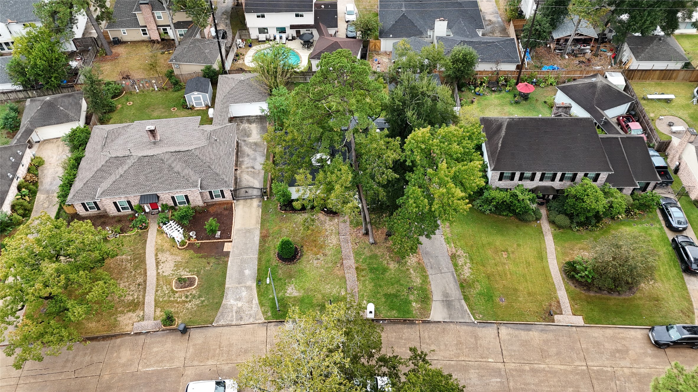 1415 Anvil Drive, Houston, TX 77090