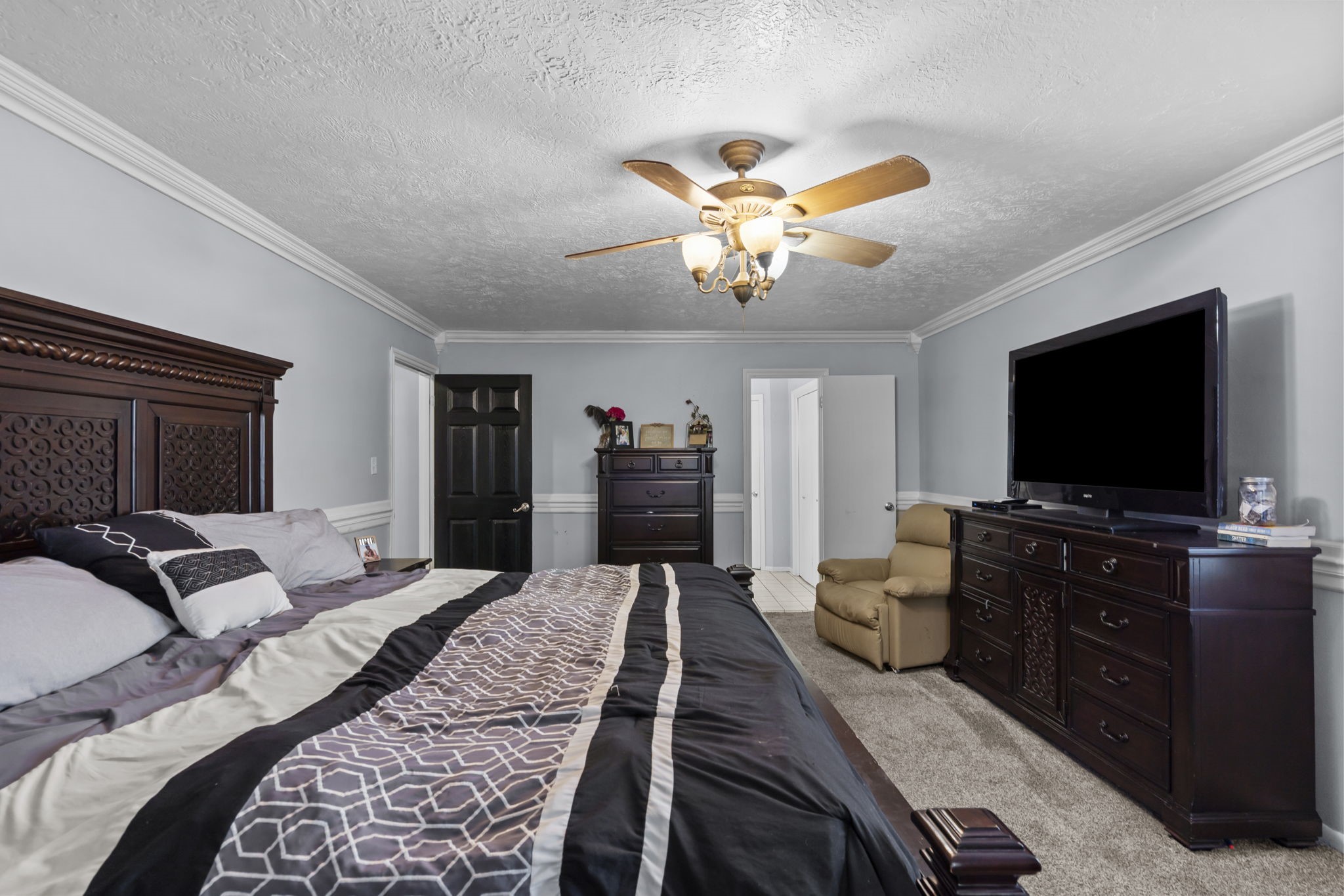 Primary bedroom