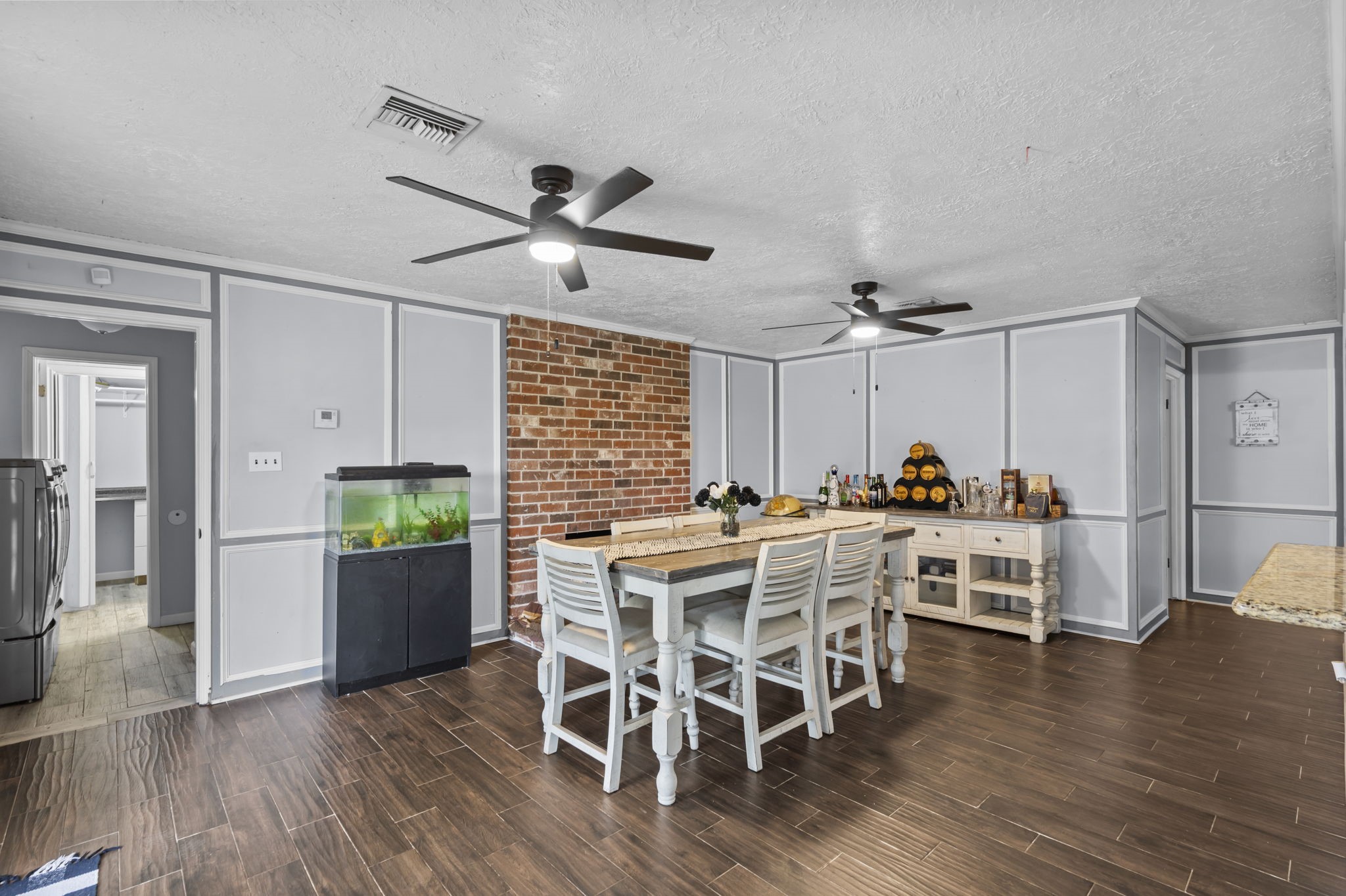 7009 Avenue R, Santa Fe, TX 77510