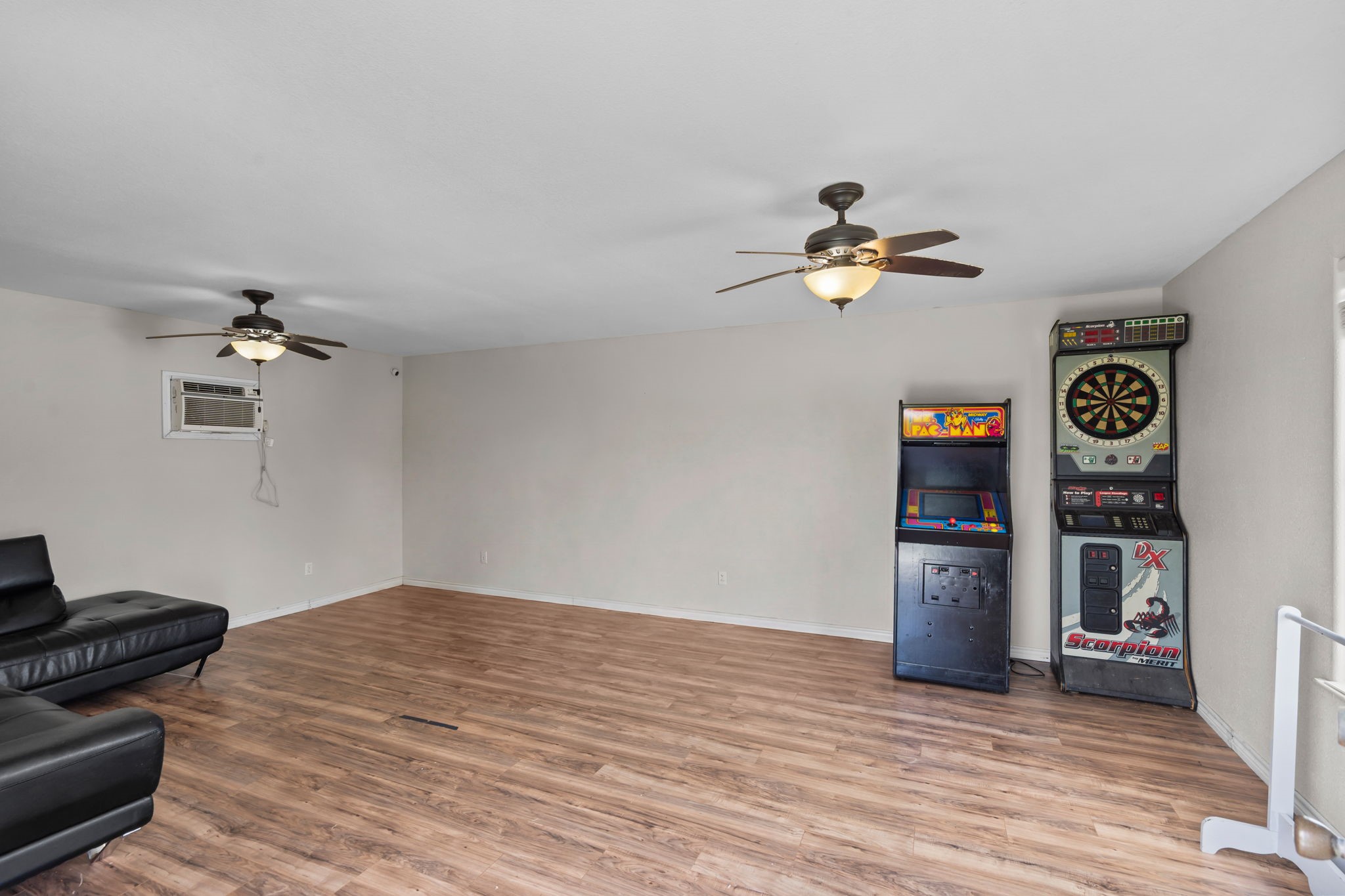 Gameroom/flex area