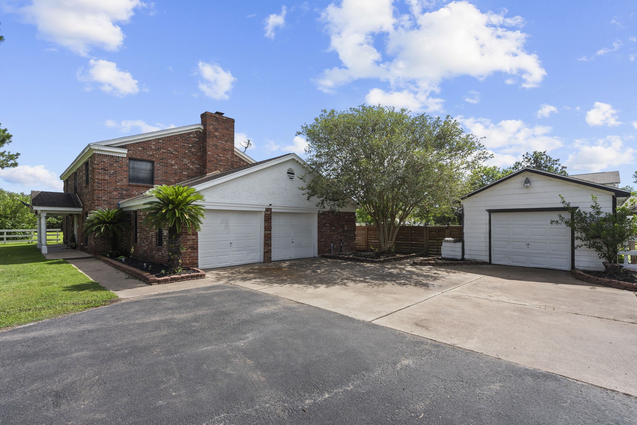 Attached and detached garages! Lots of parking for all of your toys!