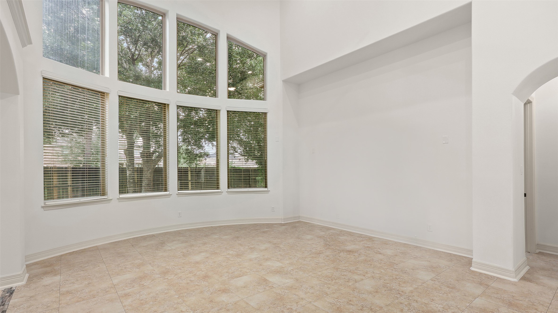 409 Old Orchard Way, Dickinson, TX 77539