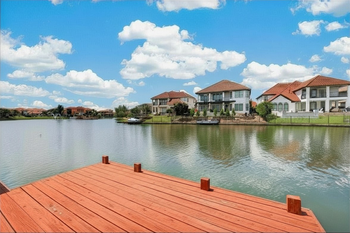 18943 Villa Bergamo Lane, Houston, TX 77094