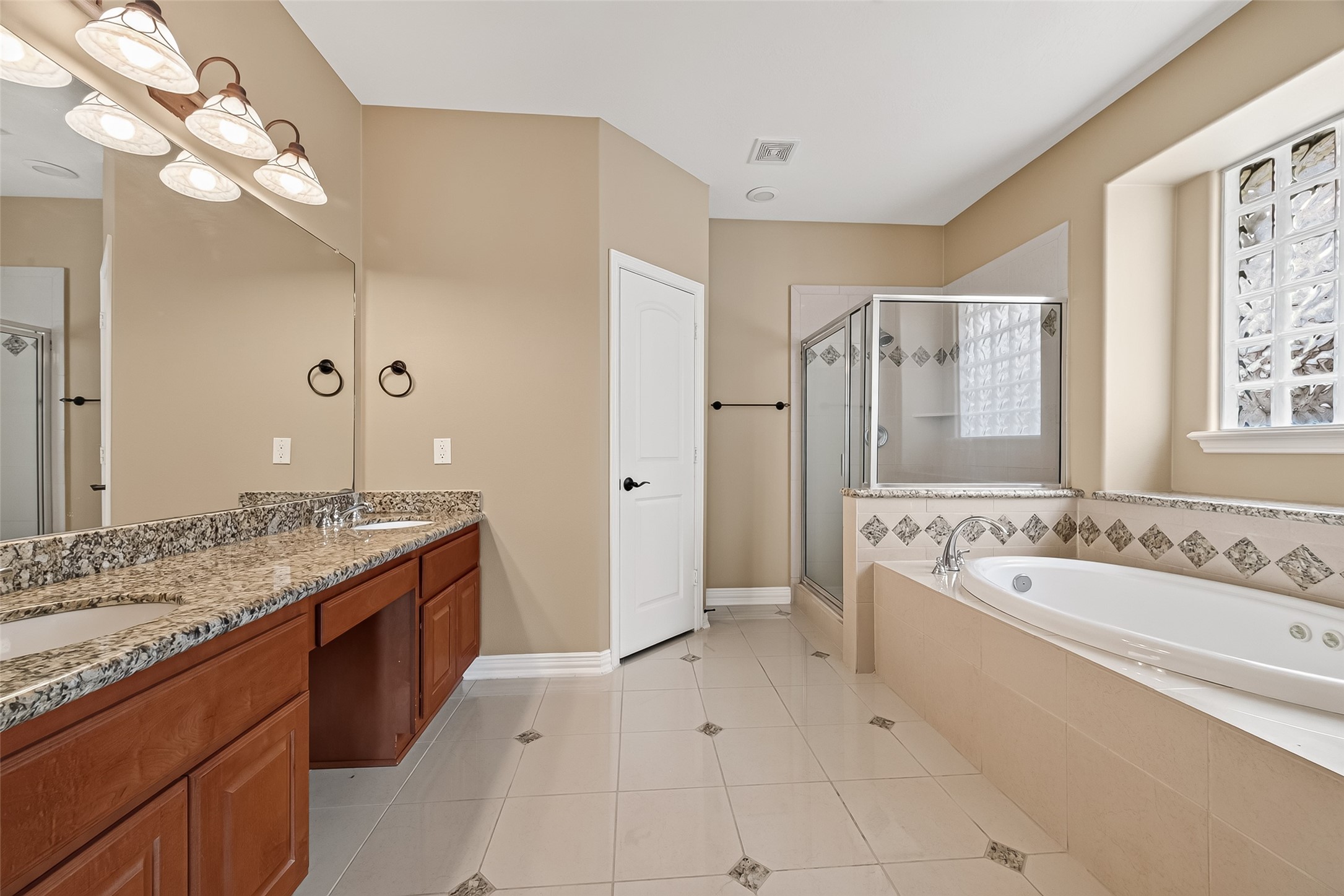 18943 Villa Bergamo Lane, Houston, TX 77094