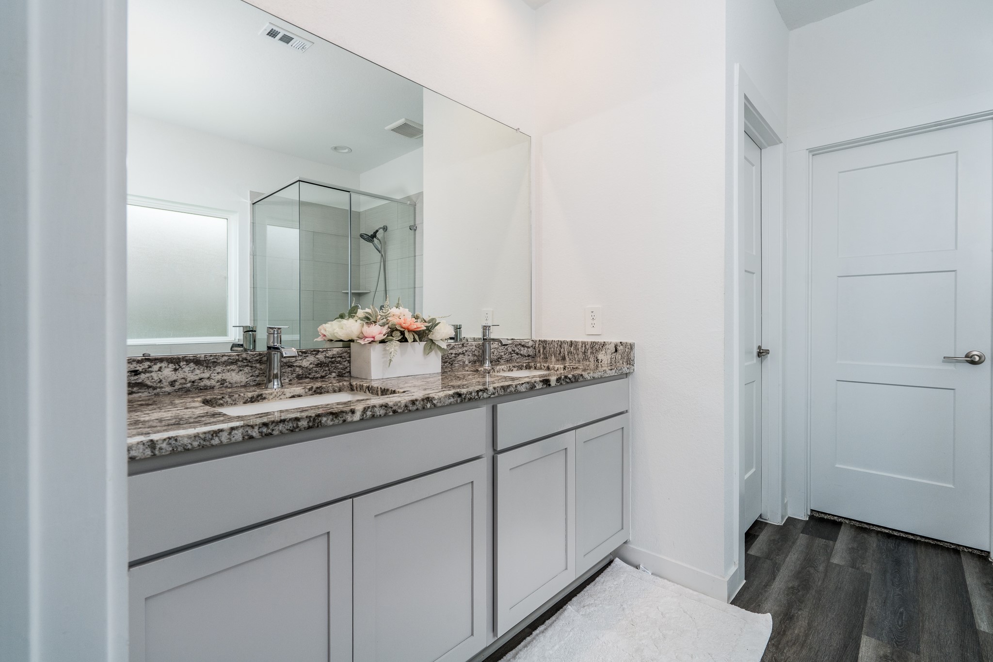 Primary spacious bath