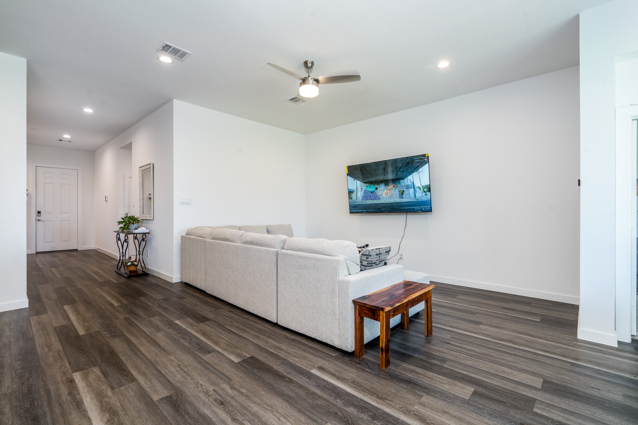 1565 OAKDALE CREST RD, Montgomery, TX 77316