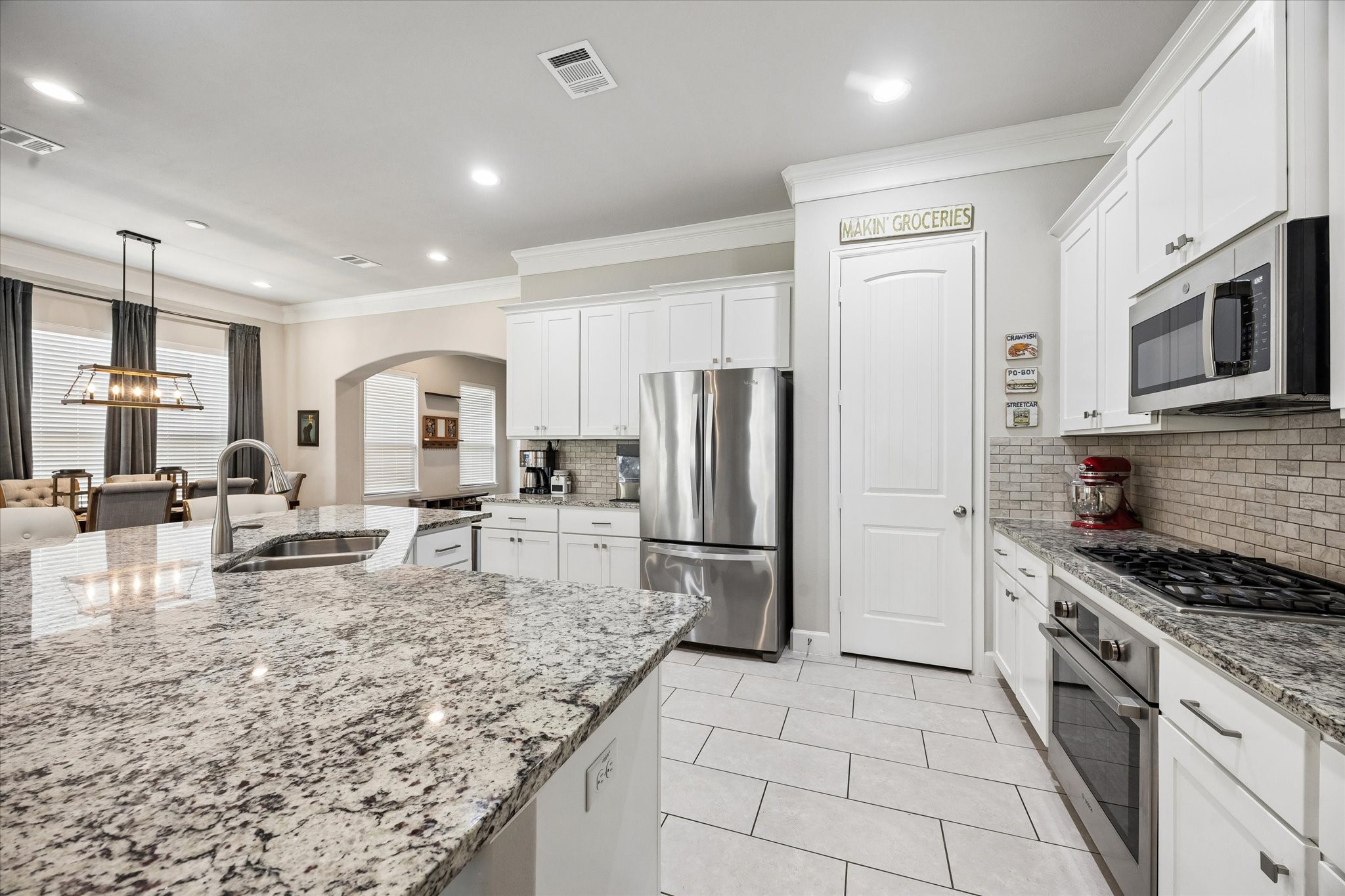 838 W 20th Street, Houston, TX 77008 838 W 20th Street, Houston, TX 77008