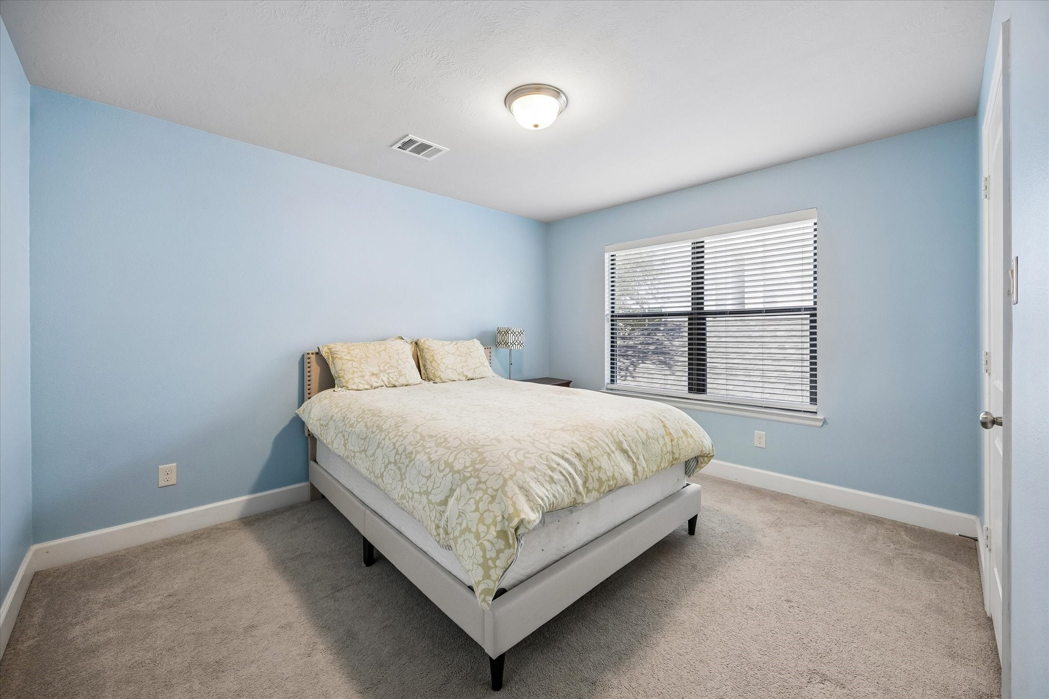 838 W 20th Street, Houston, TX 77008