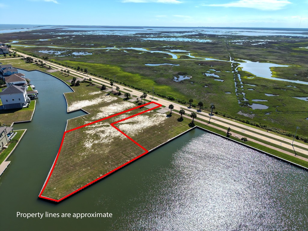 47 Shell Key, Hitchcock, TX 77563