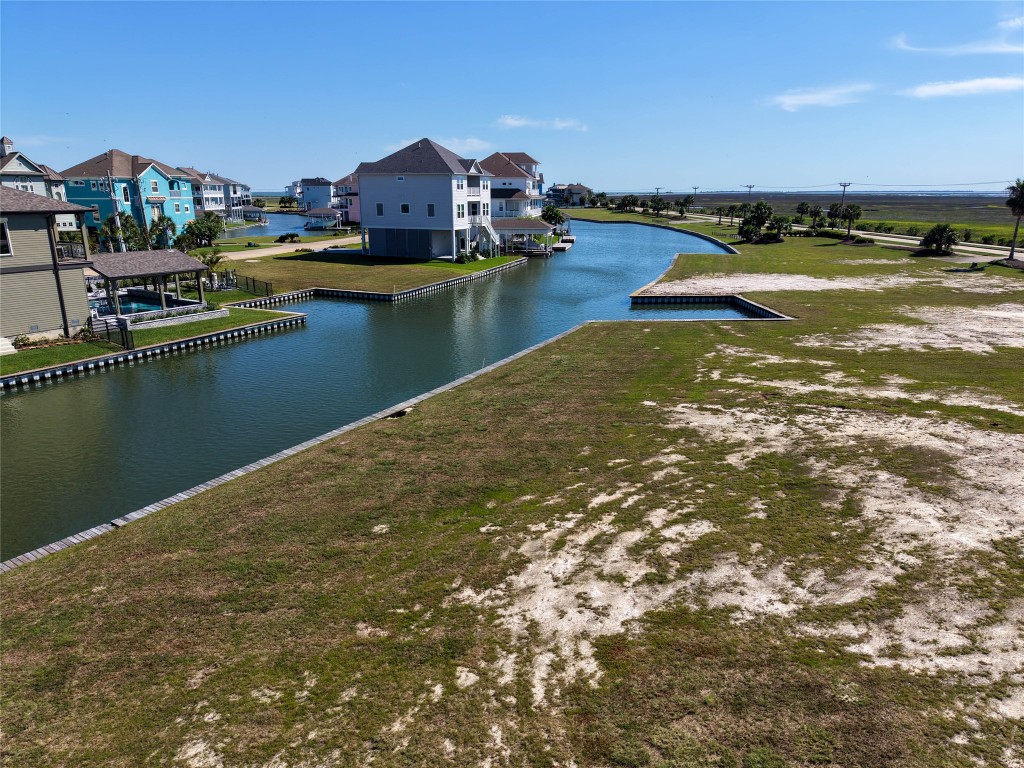 47 Shell Key, Hitchcock, TX 77563