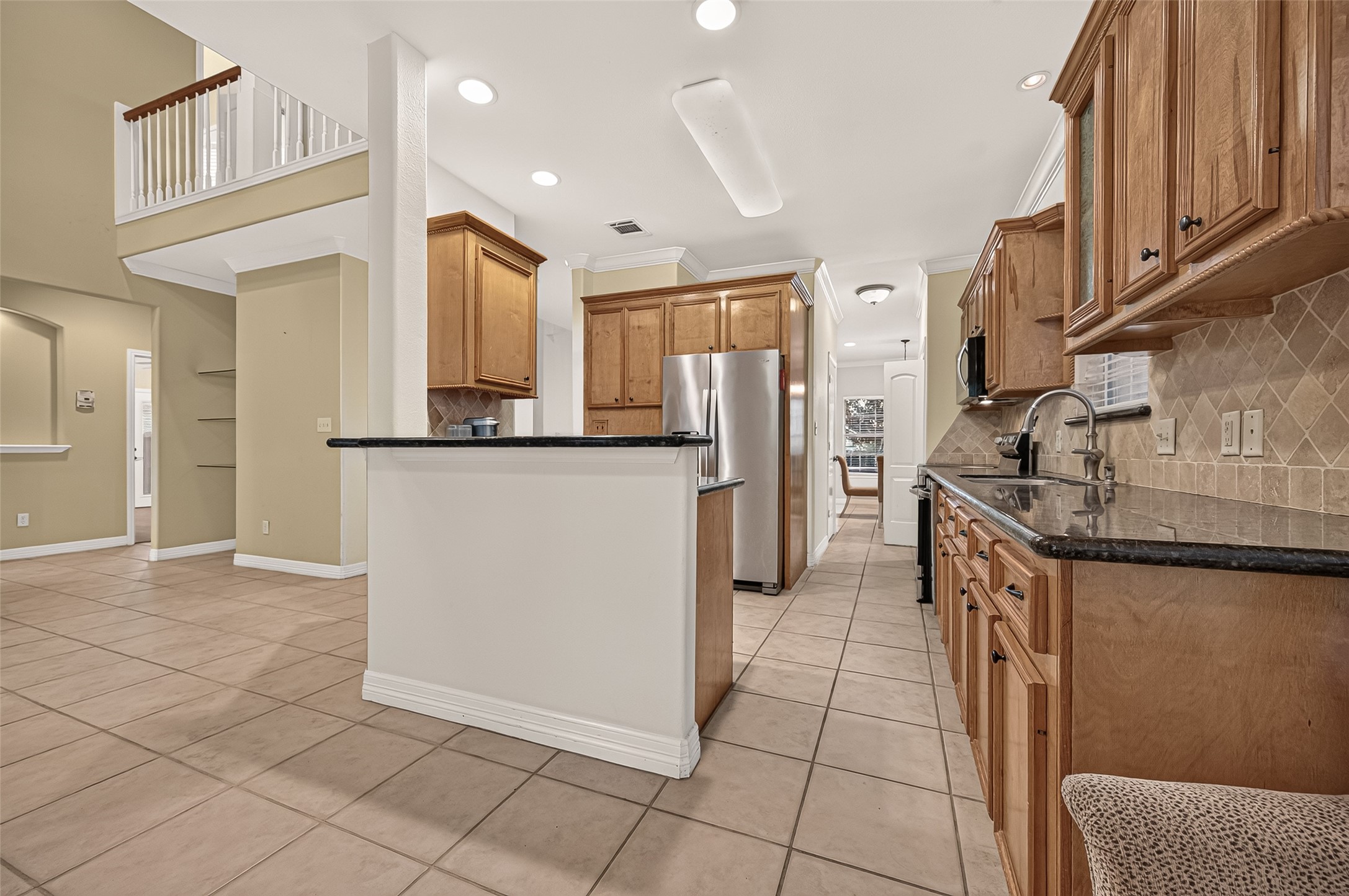 211 April Waters Drive W, Conroe, TX 77356