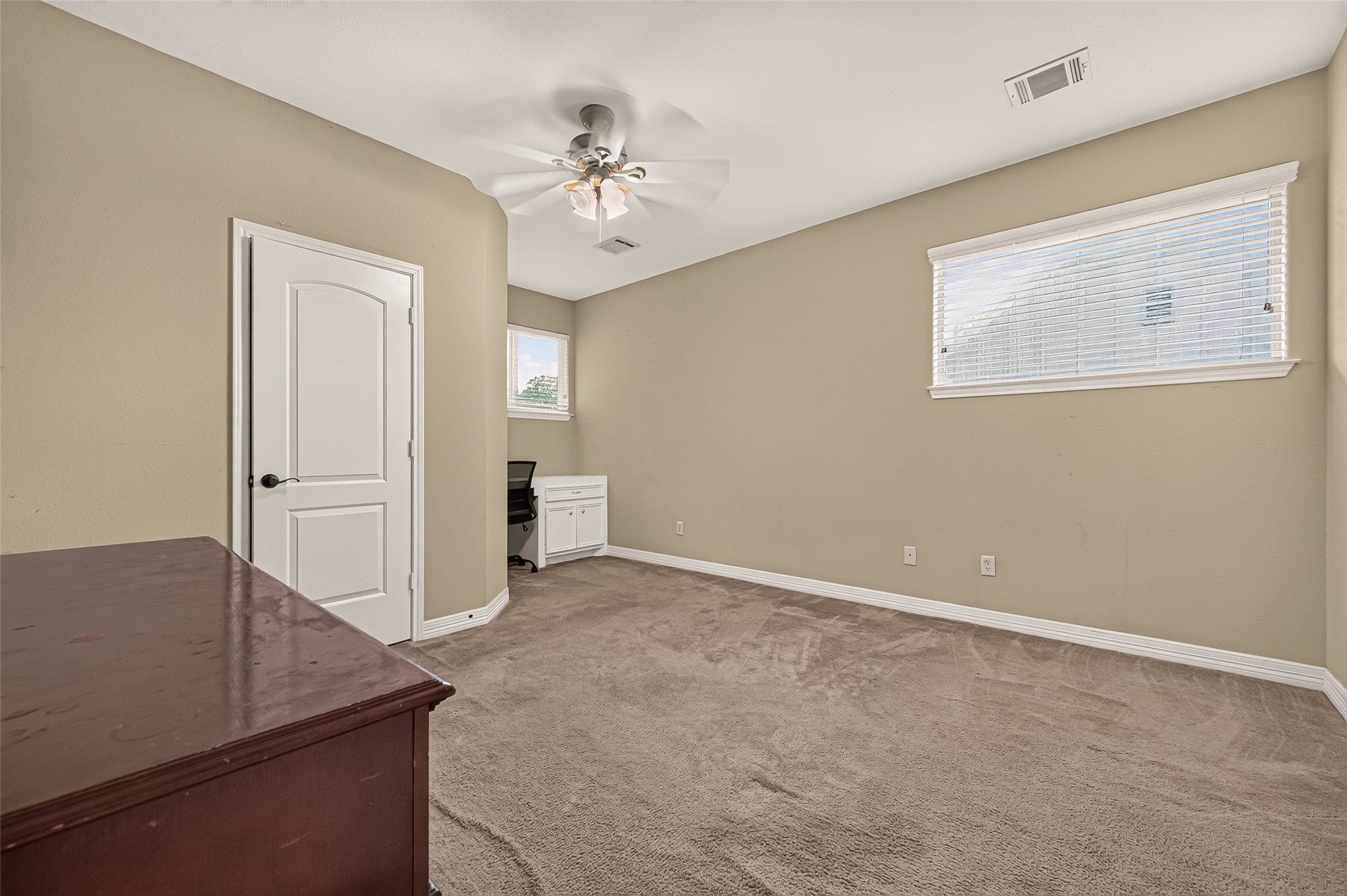 211 April Waters Drive W, Conroe, TX 77356