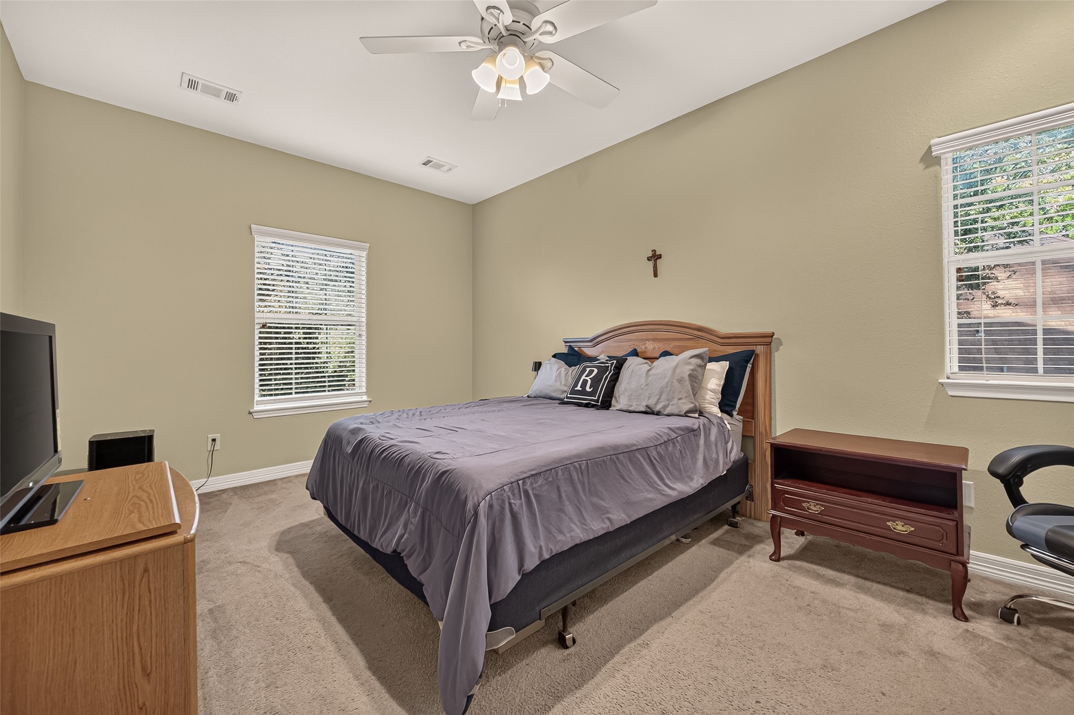 211 April Waters Drive W, Conroe, TX 77356