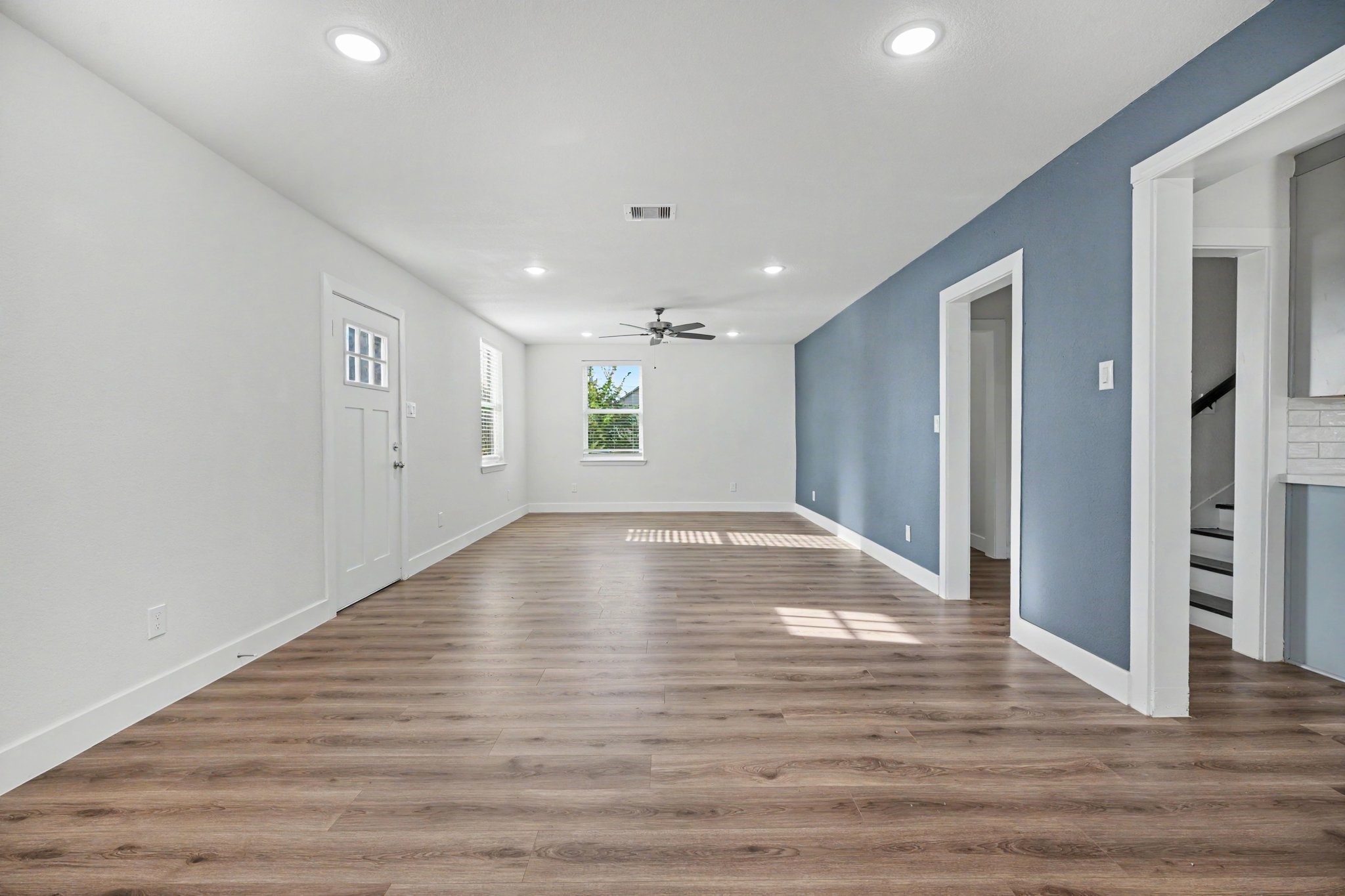 801 S Main Street, Baytown, TX 77520