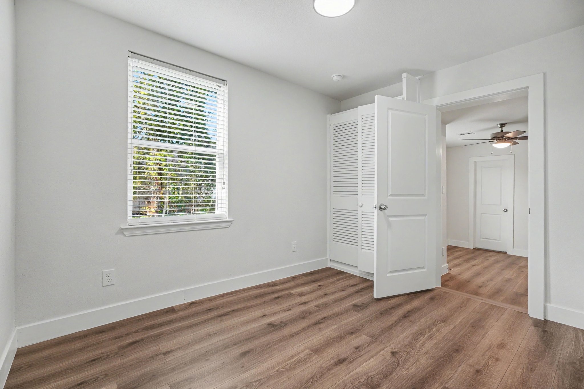801 S Main Street, Baytown, TX 77520