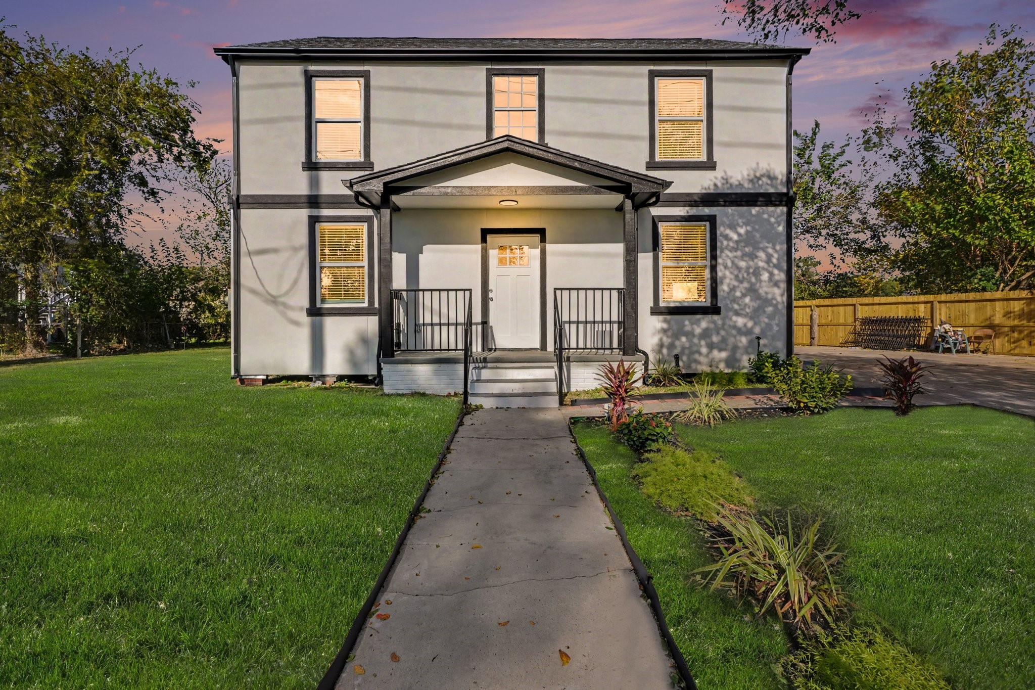 801 S Main Street, Baytown, TX 77520