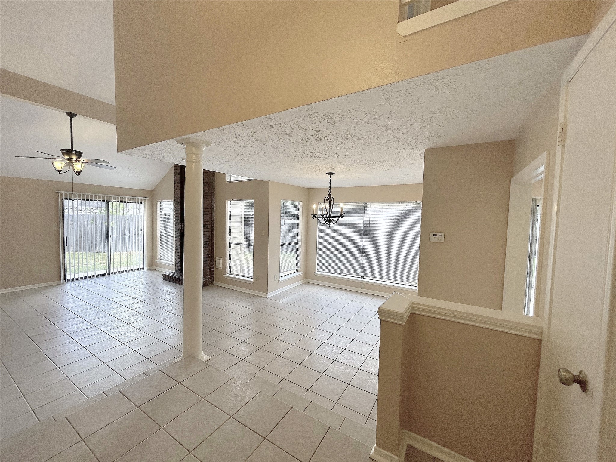 Living/ Dining areas Living/ Dining areas