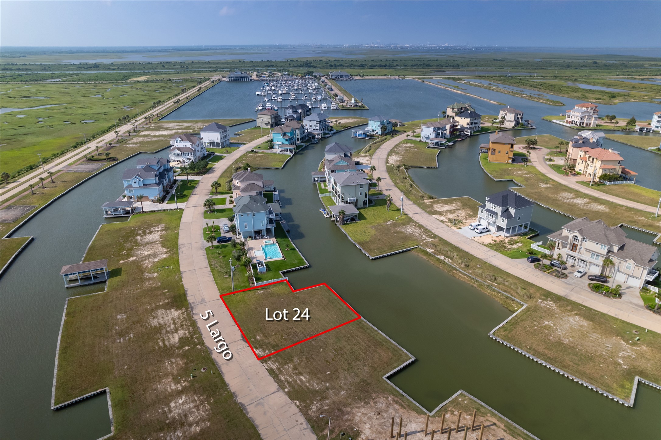 Easy access to the Harborwalk Marina Channel