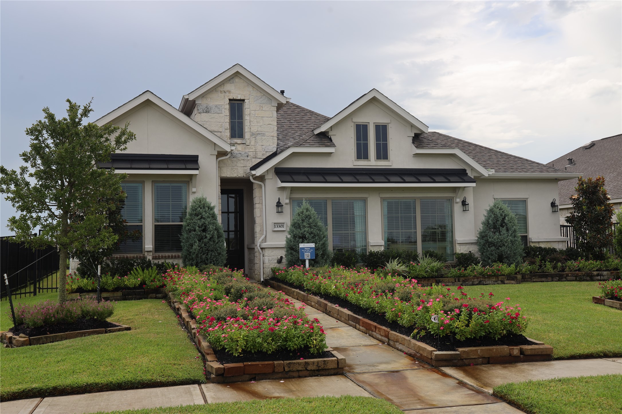 13301 Golden Isle Drive, La Marque, TX 77568