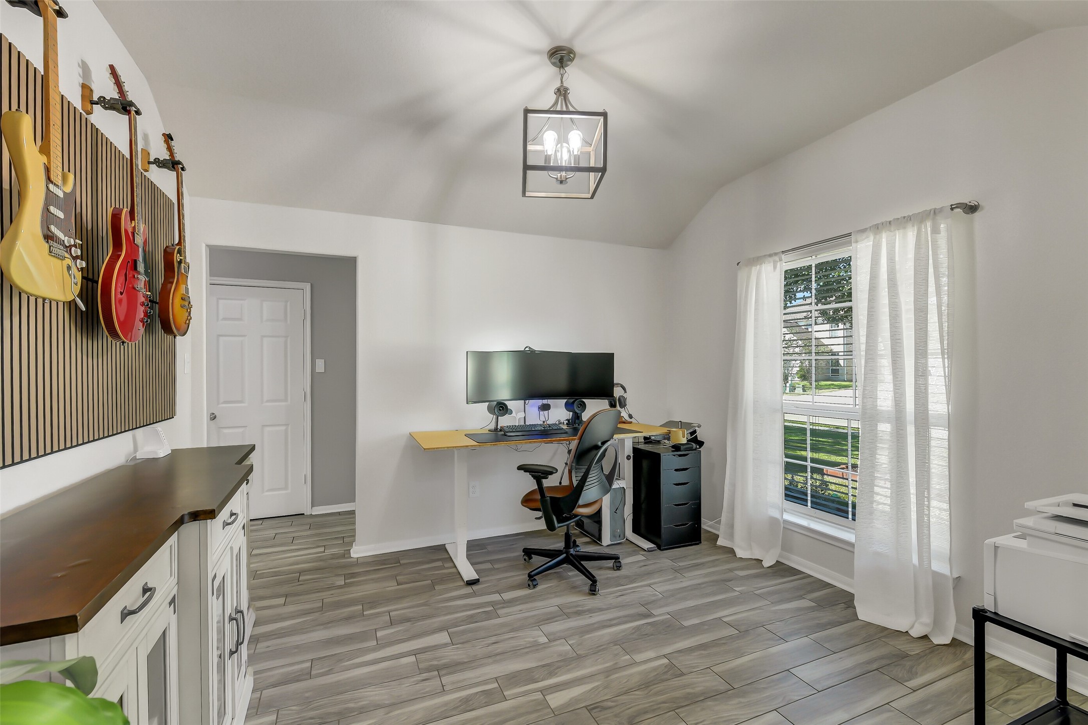 9934 Knob Hollow Way, Conroe, TX 77385