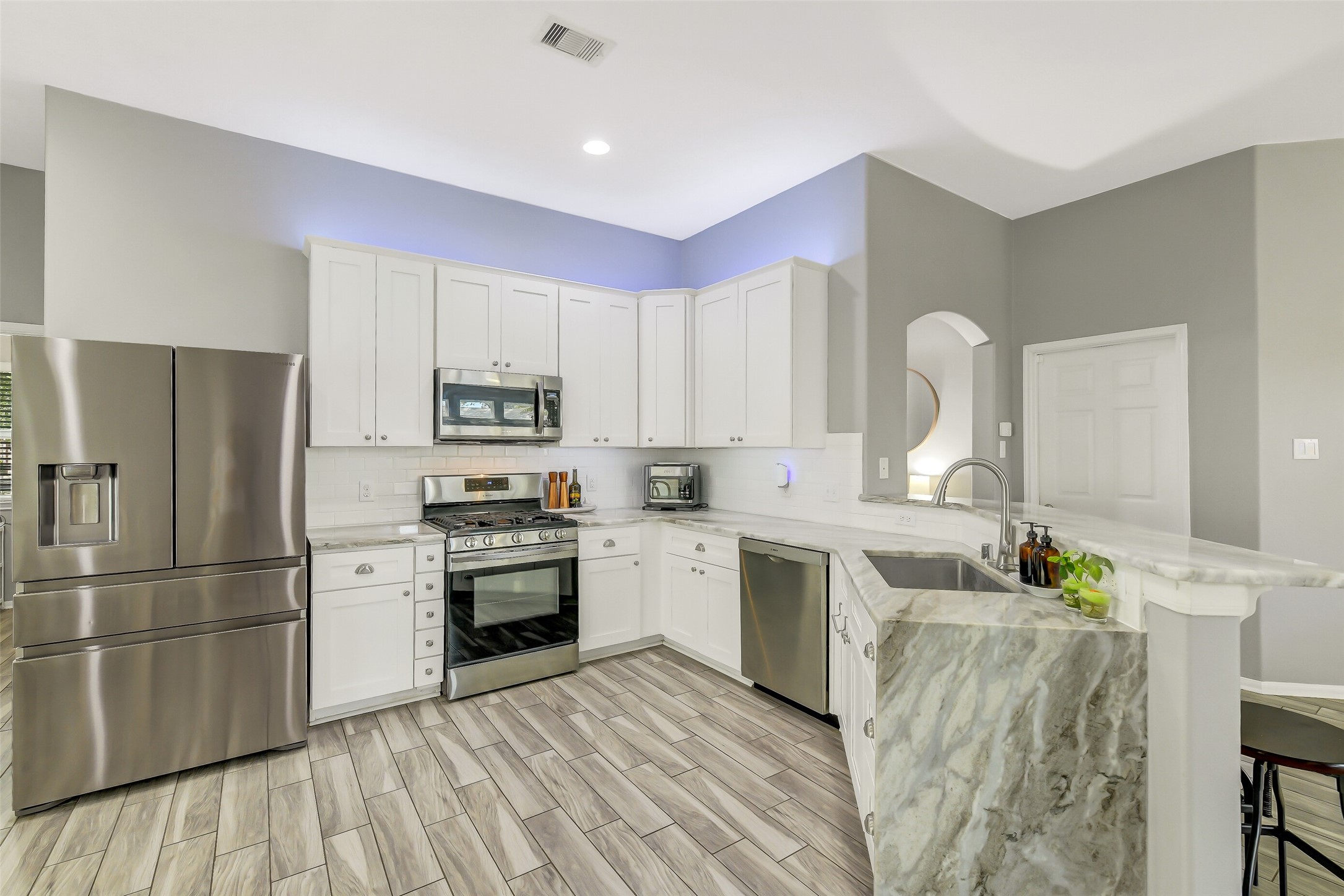 9934 Knob Hollow Way, Conroe, TX 77385
