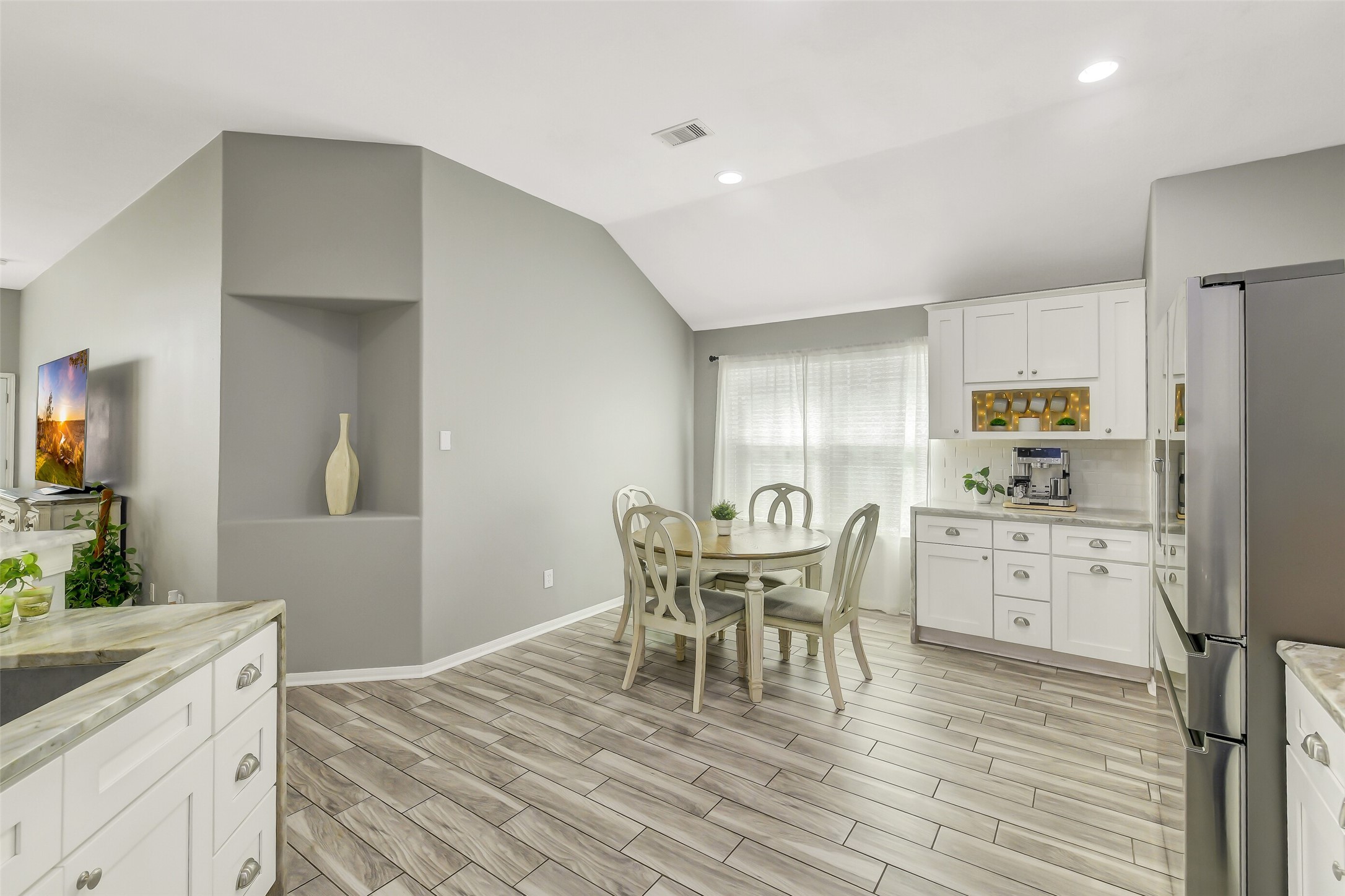 9934 Knob Hollow Way, Conroe, TX 77385