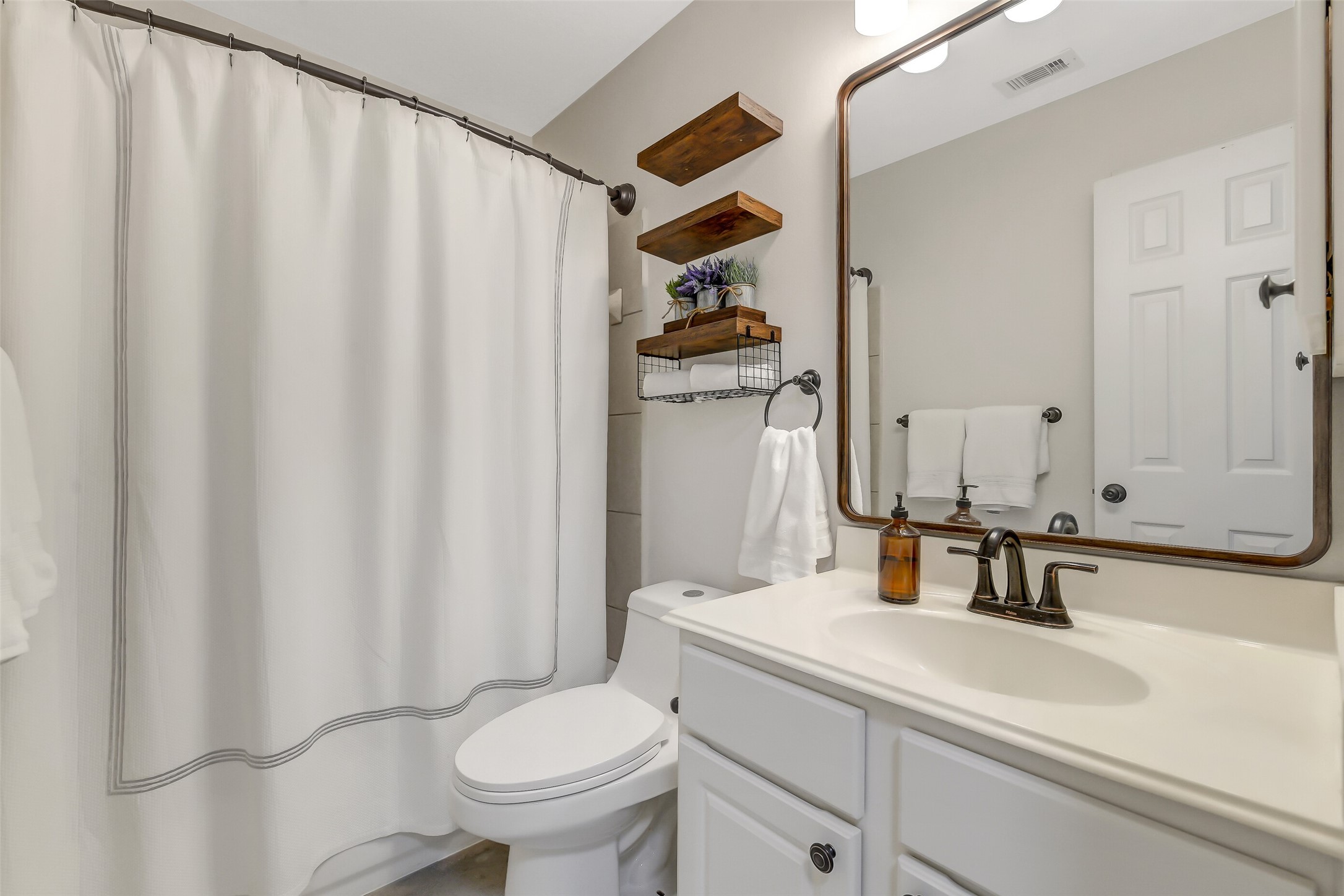 9934 Knob Hollow Way, Conroe, TX 77385