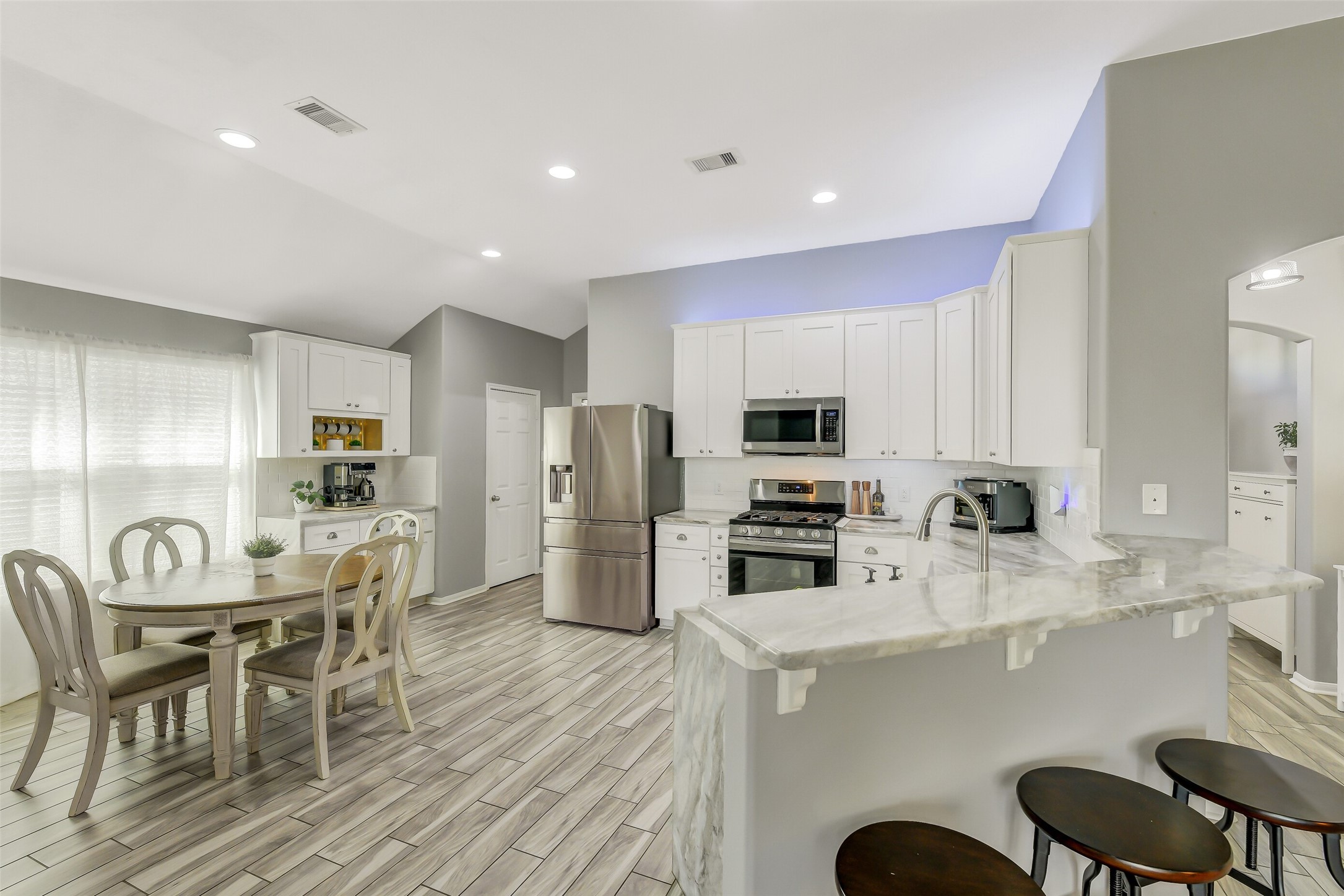 9934 Knob Hollow Way, Conroe, TX 77385