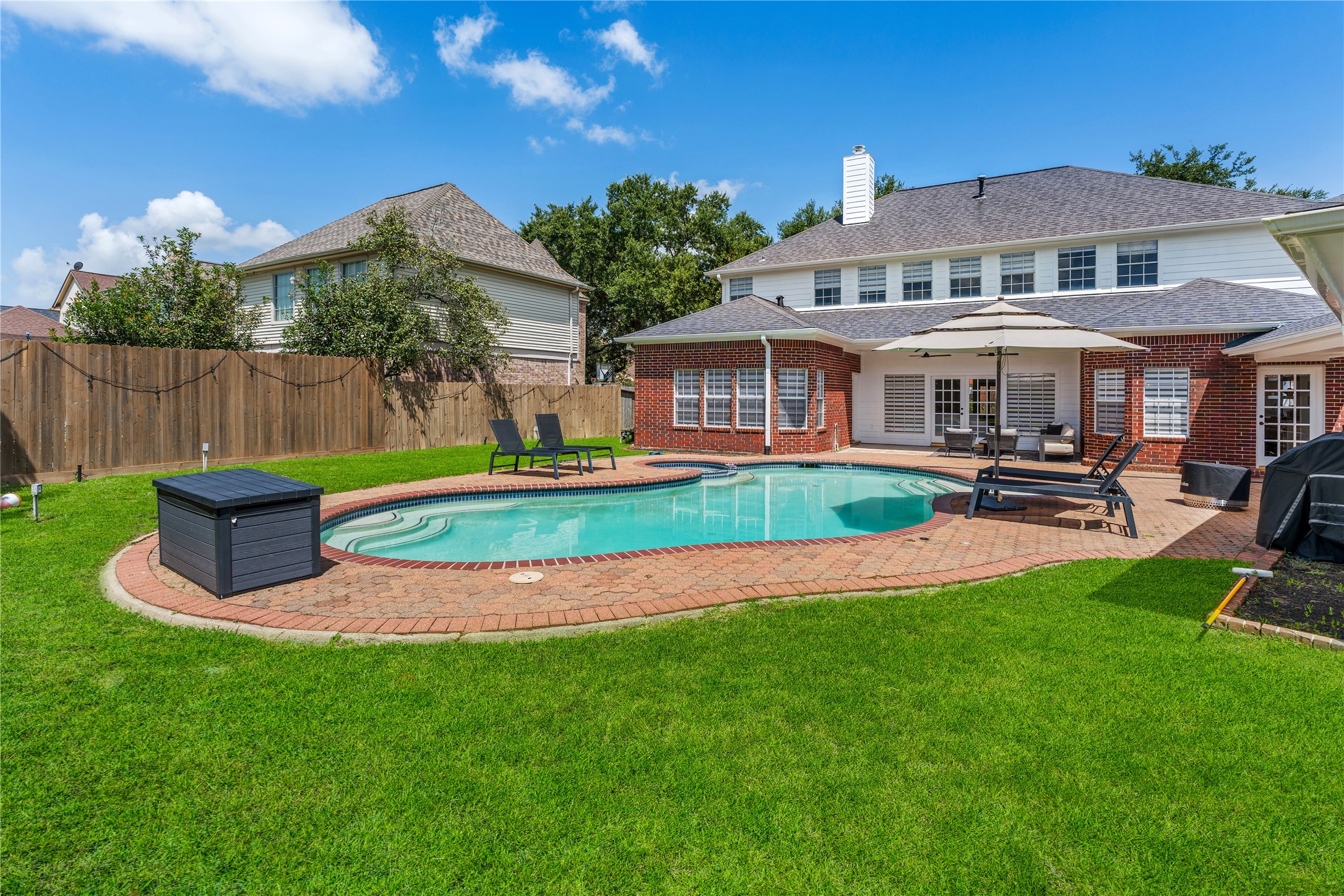 1221 Wedgewood Drive, Sugar Land, TX 77478