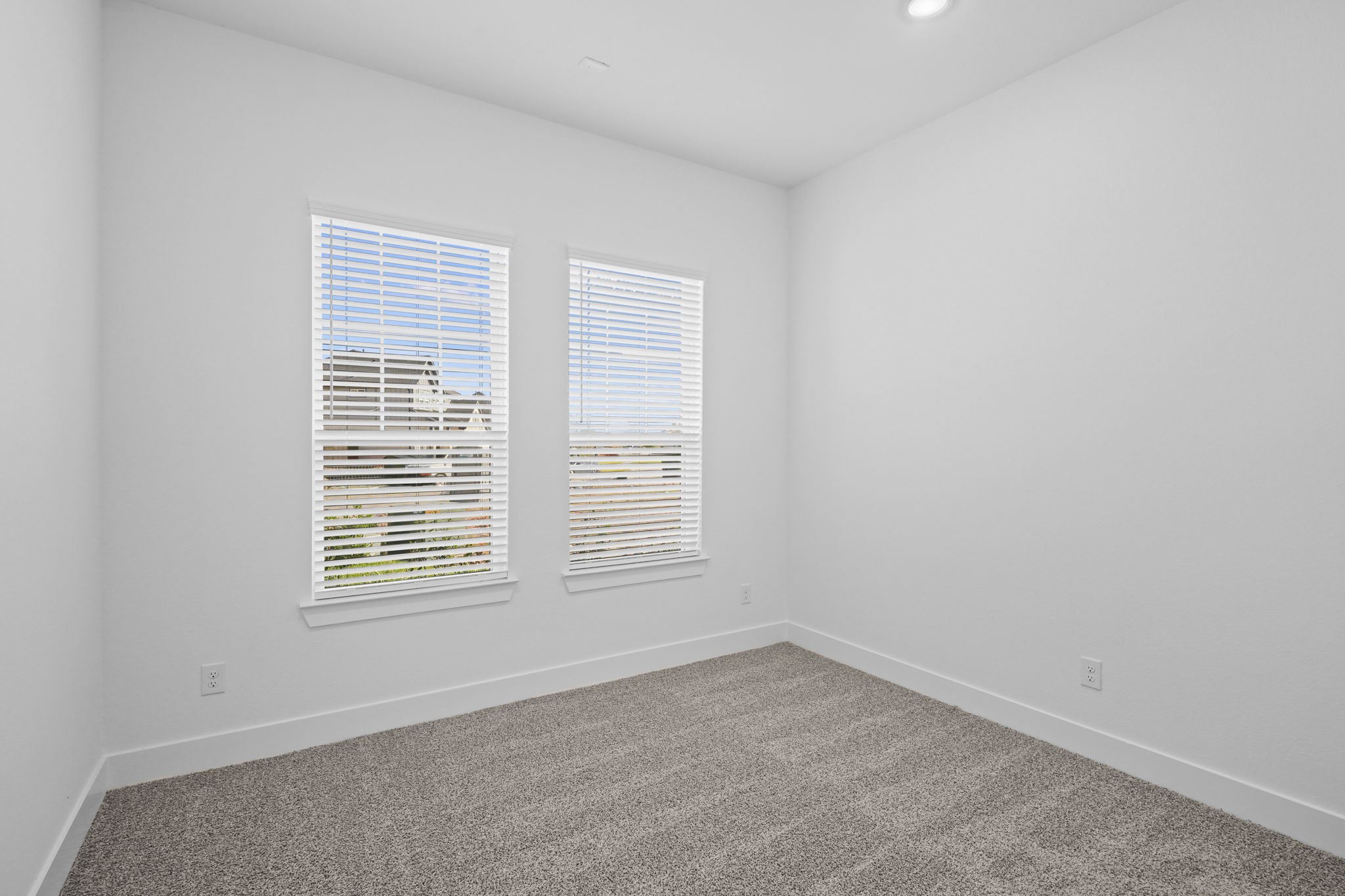 12325 Radnor Drive, Texas City, TX 77591