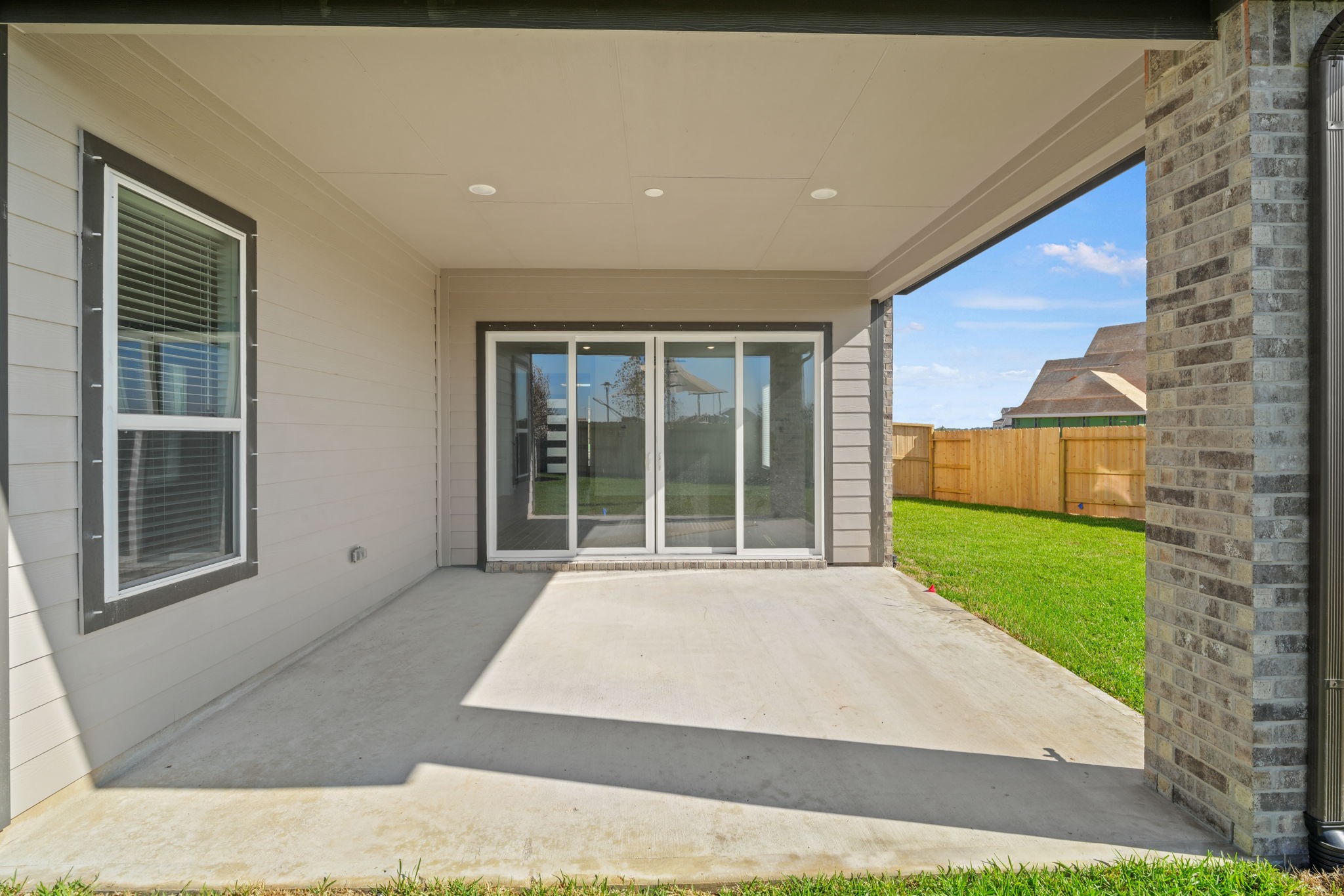 12325 Radnor Drive, Texas City, TX 77591