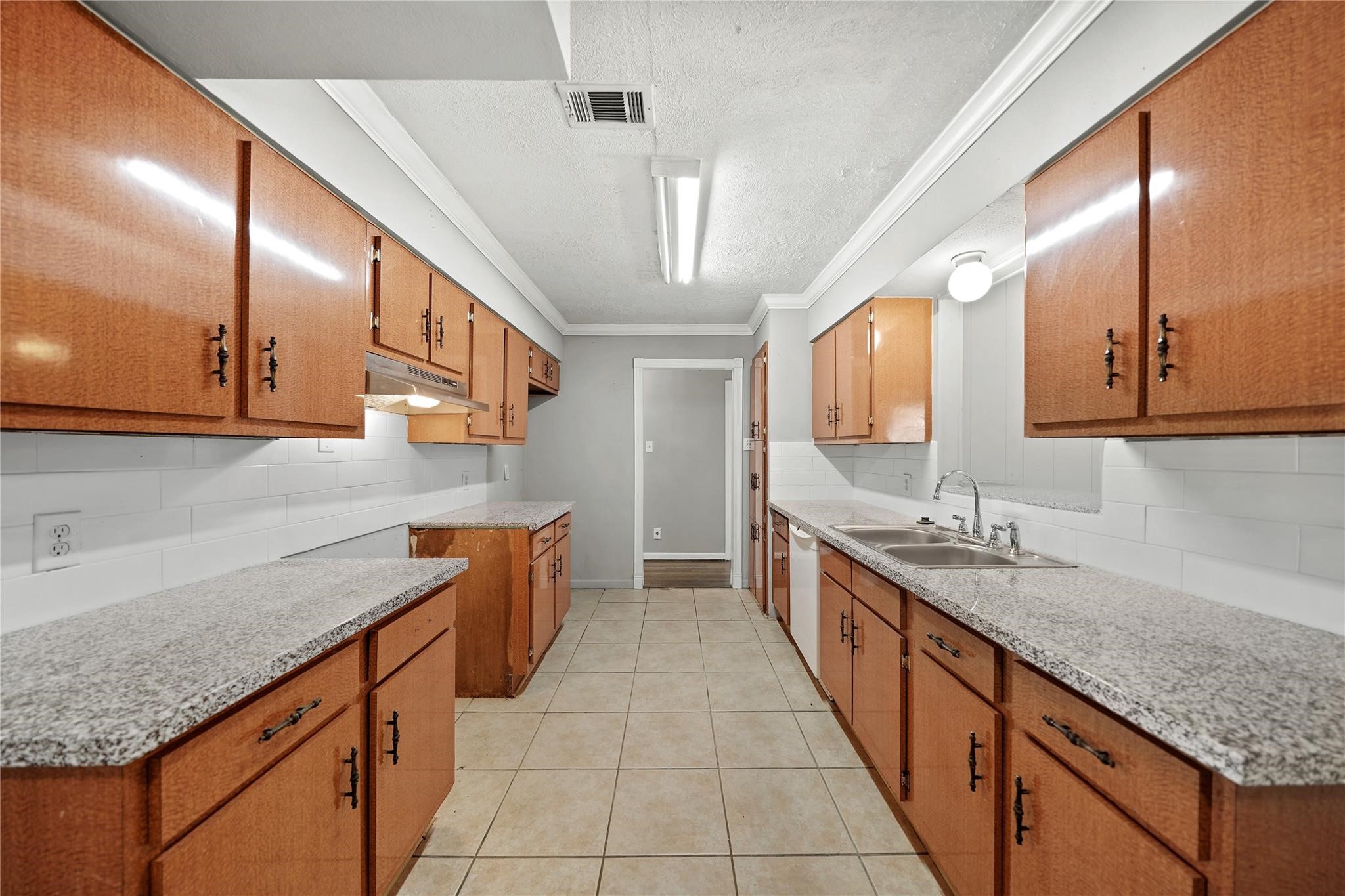 2835 Dragonwick Drive, Houston, TX 77045