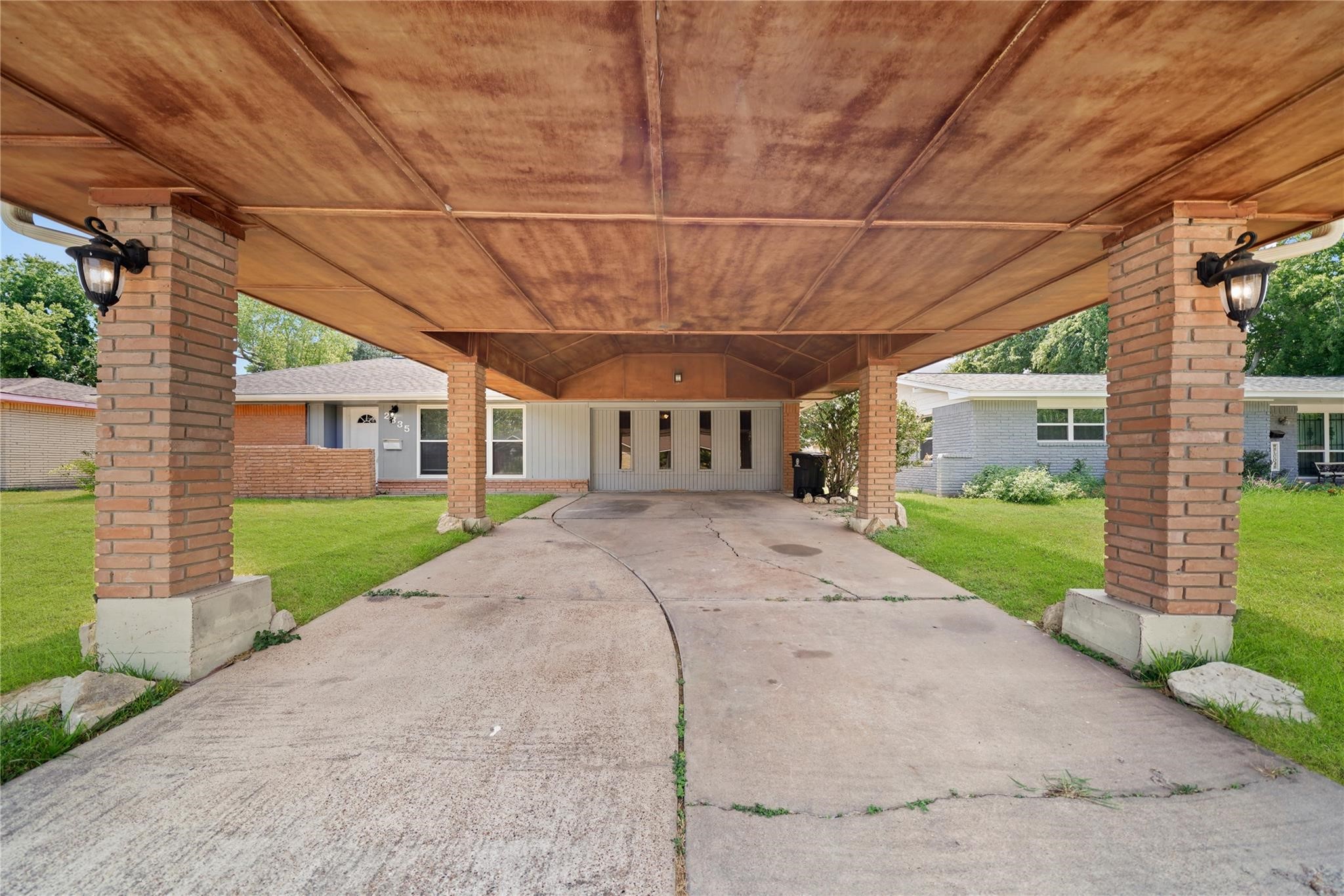 2835 Dragonwick Drive, Houston, TX 77045